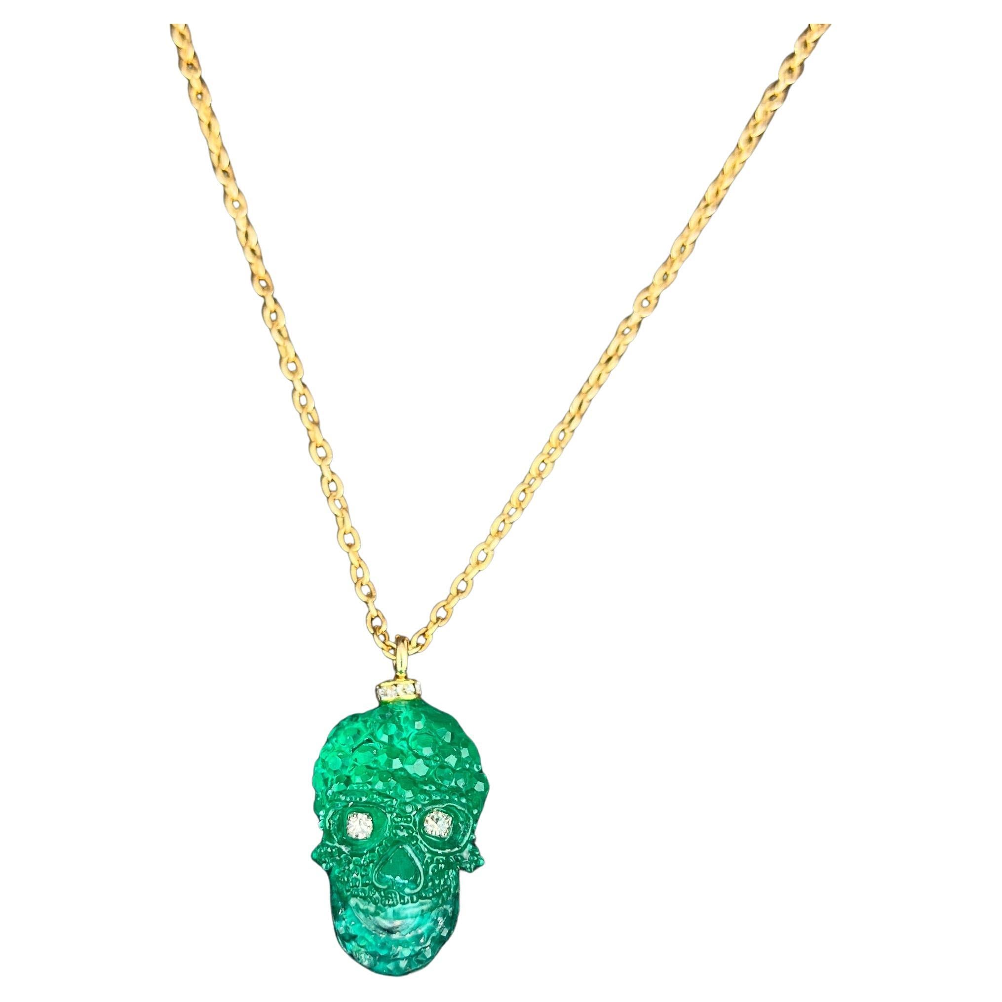 Skull pendant necklace.
