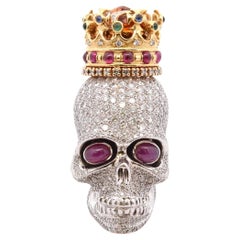 Skull pendant transformable with diamonds, rubies, emeralds and citrine