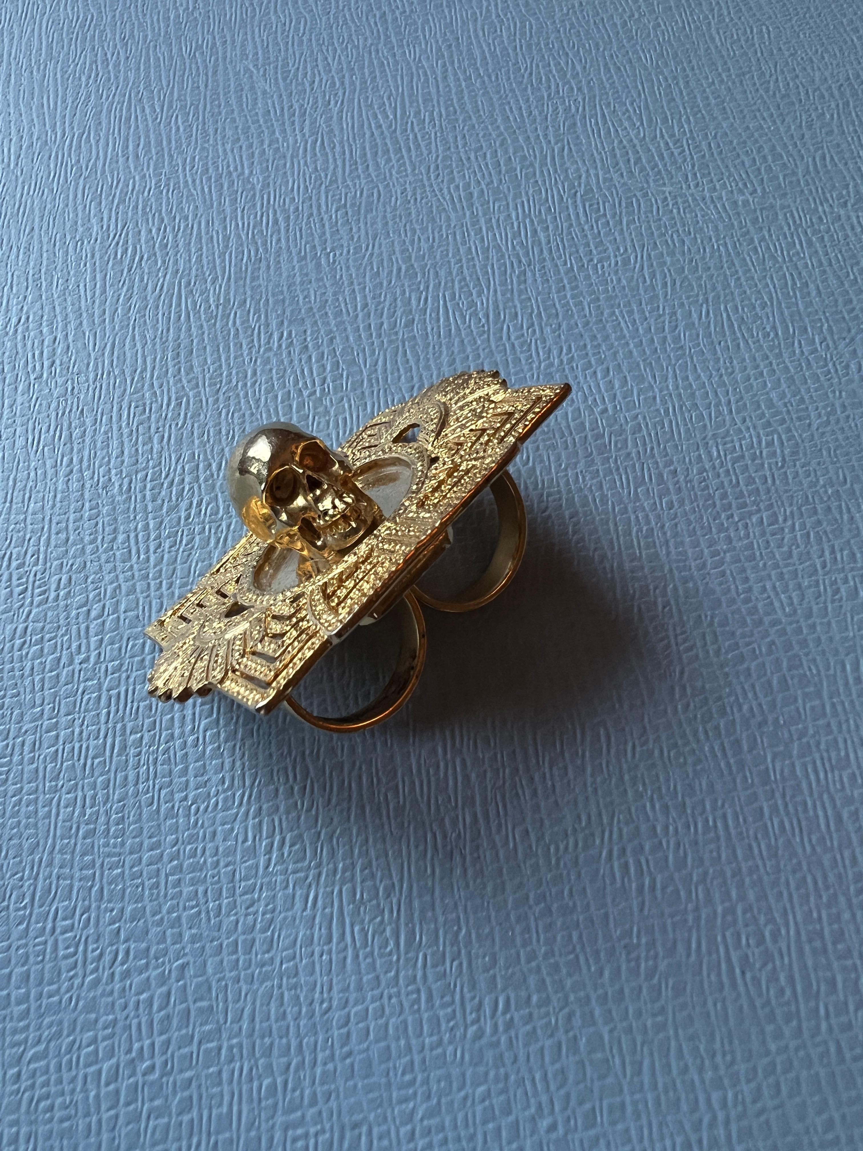 Women's or Men's Skull Ring Double Finger Gold Plated Vintage For Sale