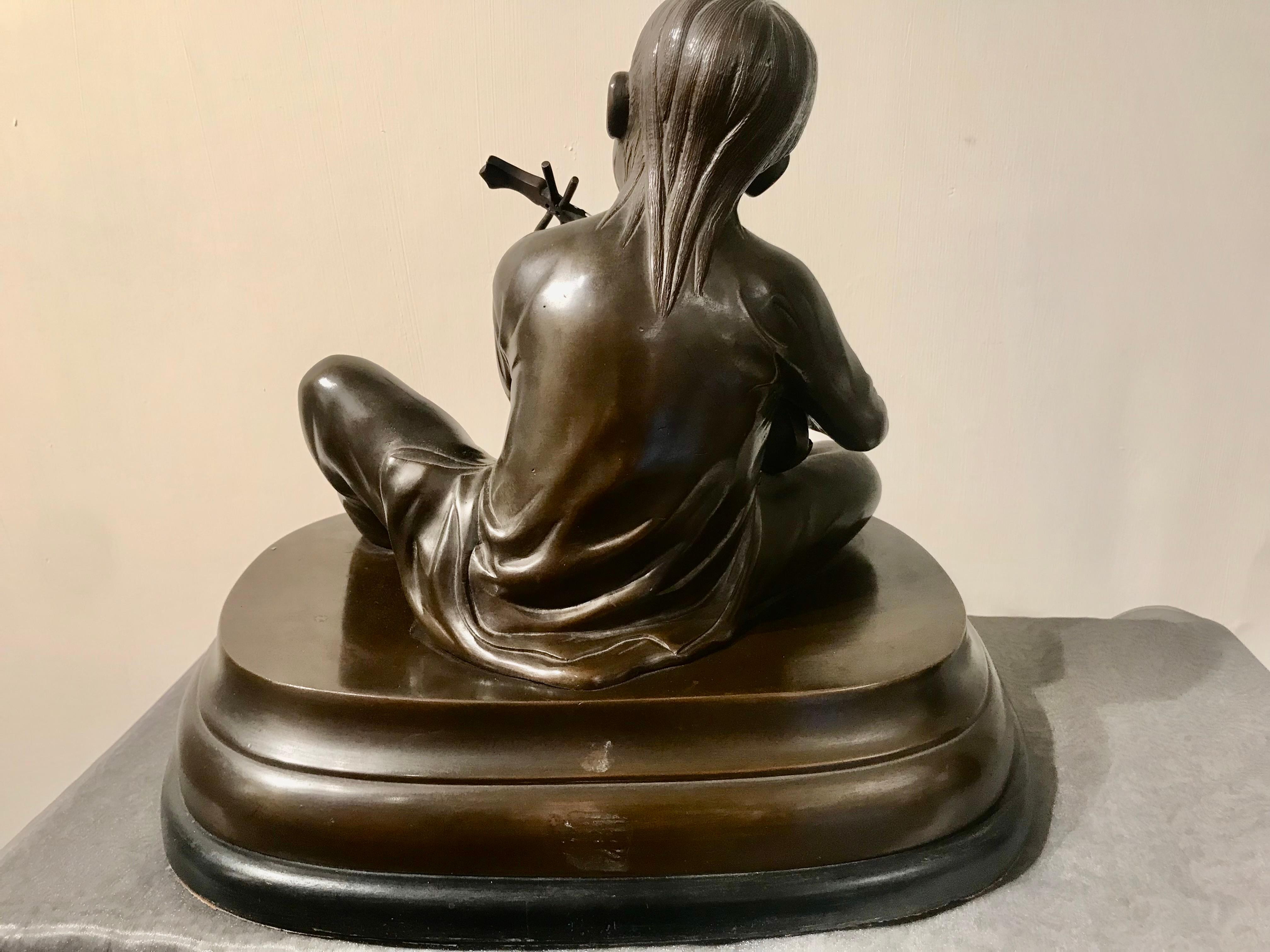 Skulptur „Der junge Musiker“, Bronze, patiniert, Frankreich, 19 Jhdt. For Sale 2