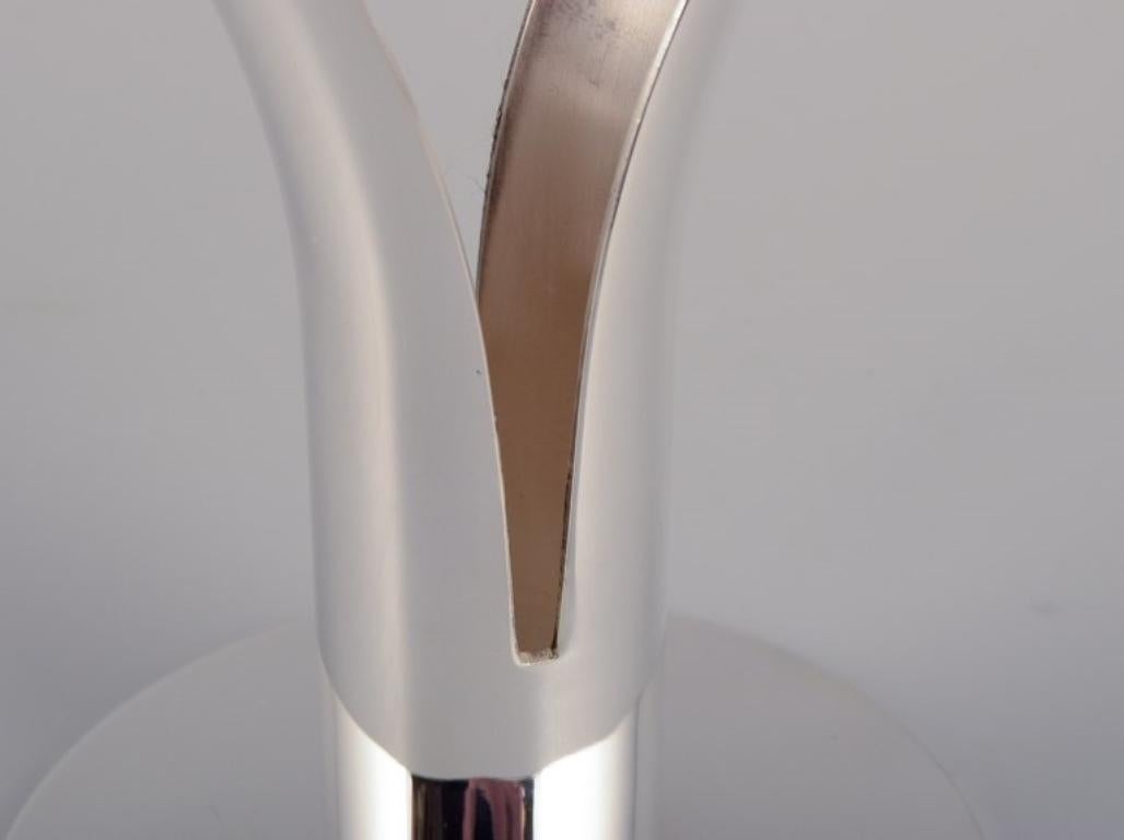  Skultuna „Liljan“ Kerzenhalter aus versilbertem Silber. Schwedisches modernes Design. 21. C (Skandinavische Moderne) im Angebot