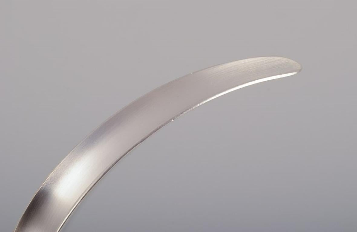  Skultuna „Liljan“ Kerzenhalter aus versilbertem Silber.  Schwedisches modernes Design. (Skandinavische Moderne) im Angebot