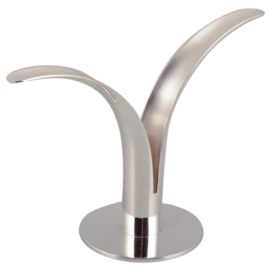 Portavelas Skultuna "Liljan" de plata chapada.  Diseño moderno sueco.