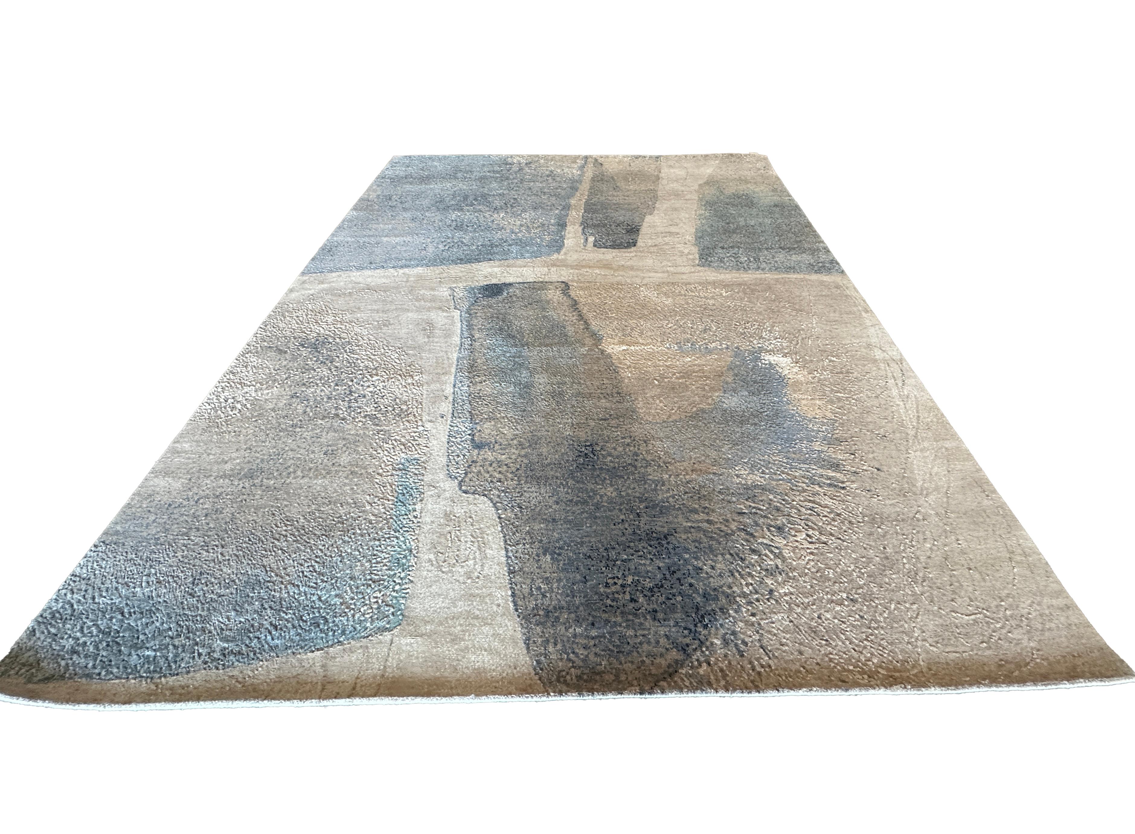 8x10 Sky Blue and Cream Modern Silk and Wool Rug In New Condition For Sale In West Hollywood, CA