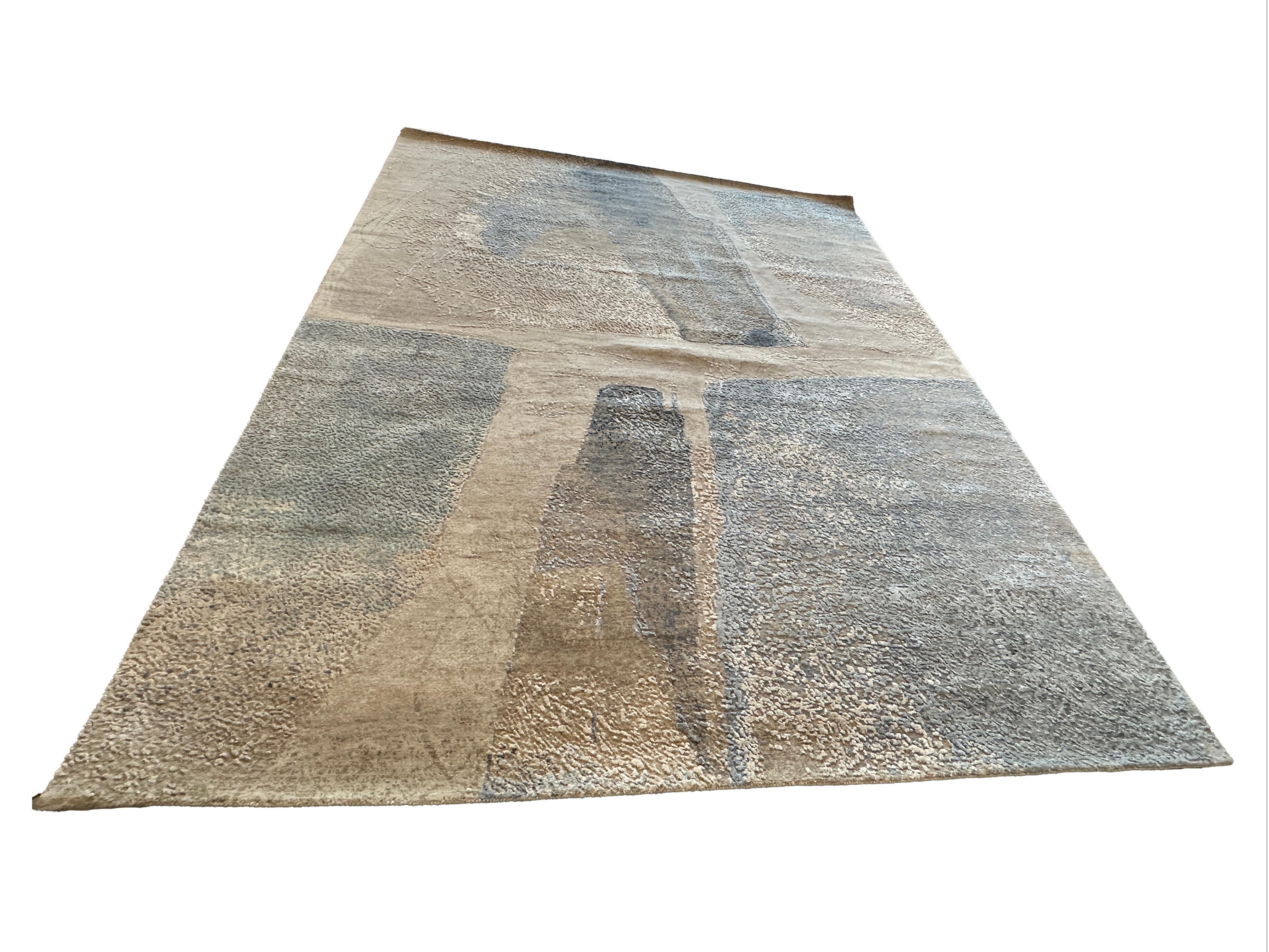 Contemporary 8x10 Sky Blue and Cream Modern Silk and Wool Rug For Sale