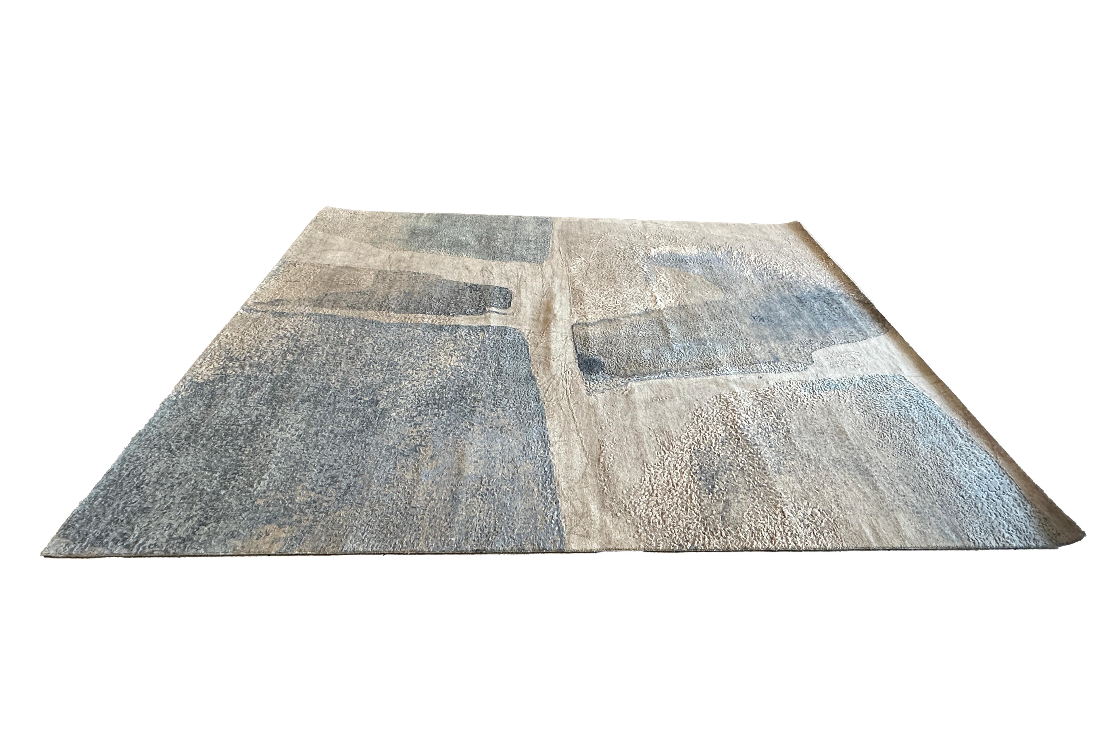 8x10 Sky Blue and Cream Modern Silk and Wool Rug For Sale 1