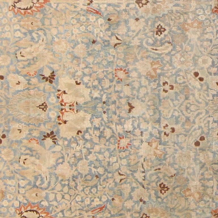 Antiker Khorassan Teppich, Persien, um 1900. Größe: 13 ft 4 in x 18 ft 4 in (4,06 m x 5,59 m). 