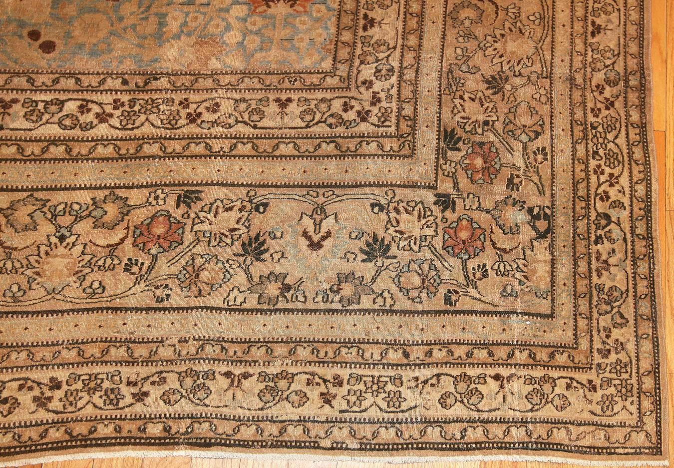 Antique Khorassan Persian Carpet. 13 ft 4 in x 18 ft 4 in For Sale 2