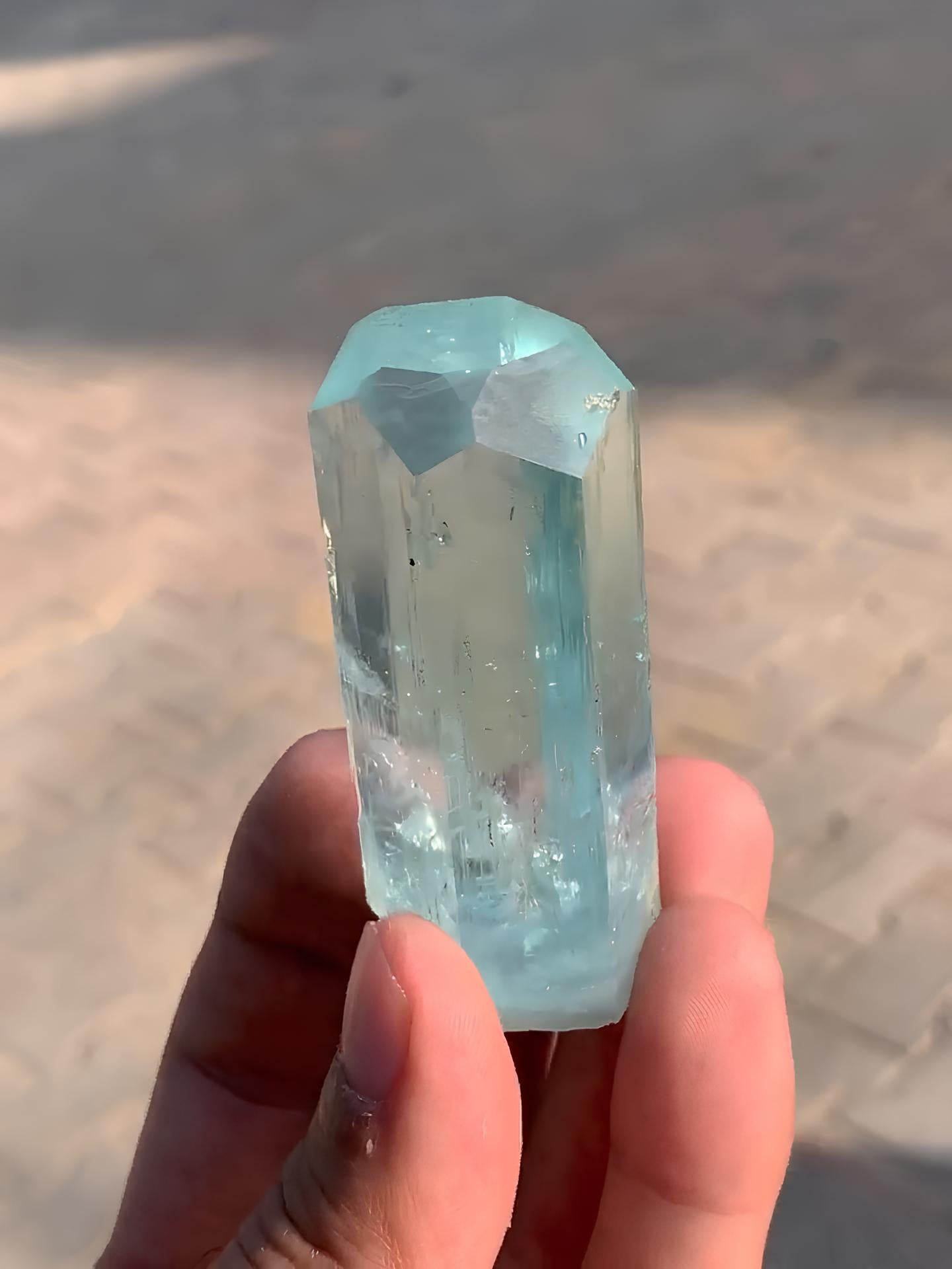 Uncut Sky-Blue Color Natural Diamond Cut Terminated Aquamarine Crystal From Pakistan