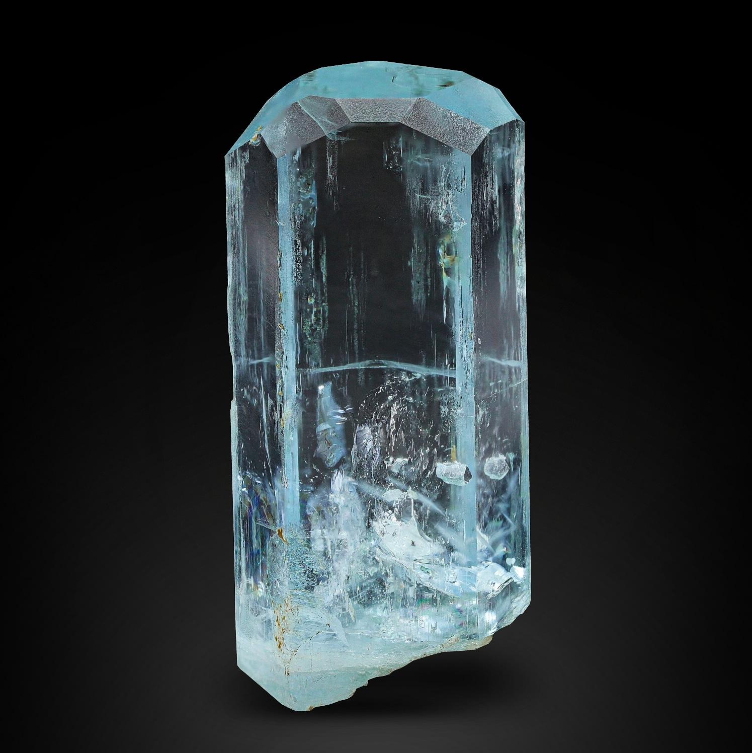 Sky-Blue Color Natural Diamond Cut Terminated Aquamarine Crystal From Pakistan In New Condition In Bangkok, TH
