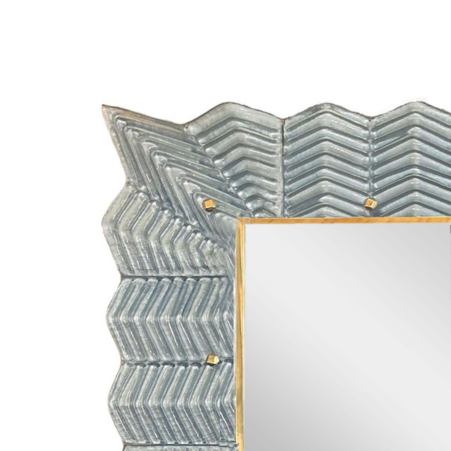 Art déco Miroir de Murano bleu ciel et laiton poli en vente