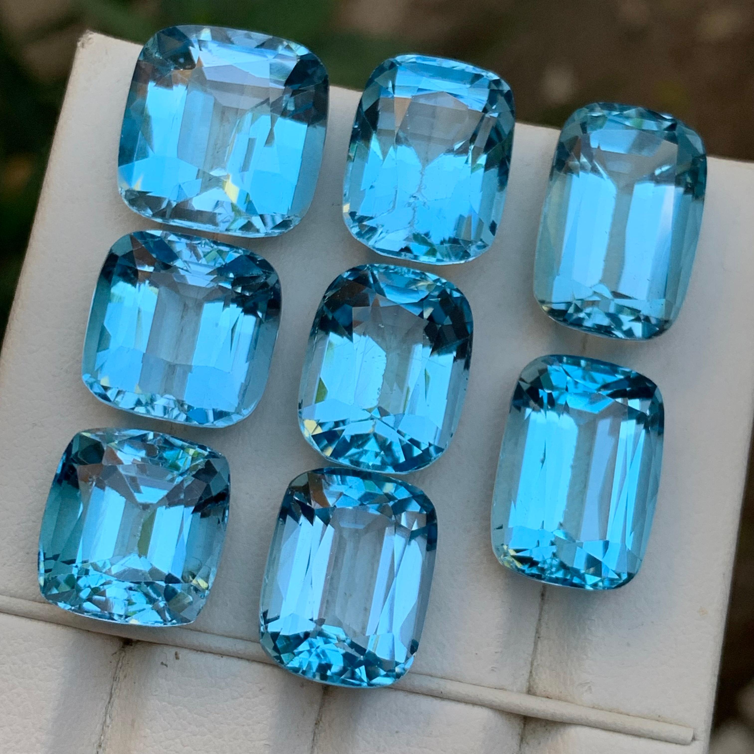 Topazio svizzero blu cielo da 142,36 carati Nature - Lotto da collezione in vendita 7