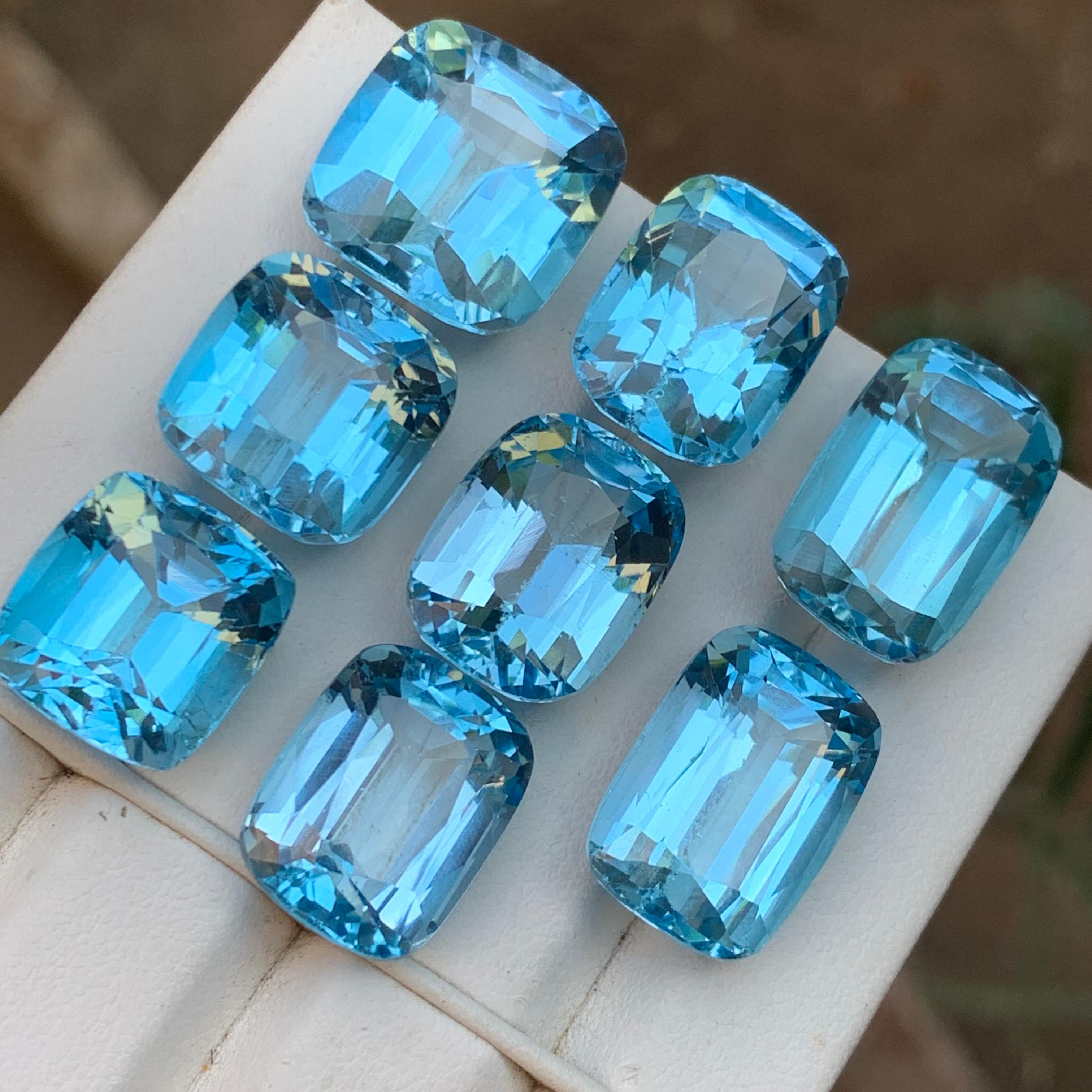 Topazio svizzero blu cielo naturale tagliato a cuscino Lotto di gemme sciolte per gioielli di alta gamma

💎 TIPO DI GEMMA: Topazio blu svizzero
⚖️ PESO: 142,36 Carati
🪚 FORMA E TAGLIO: Taglio a cuscino
📏 DIMENSIONE (MM): 
1a riga dall'alto verso