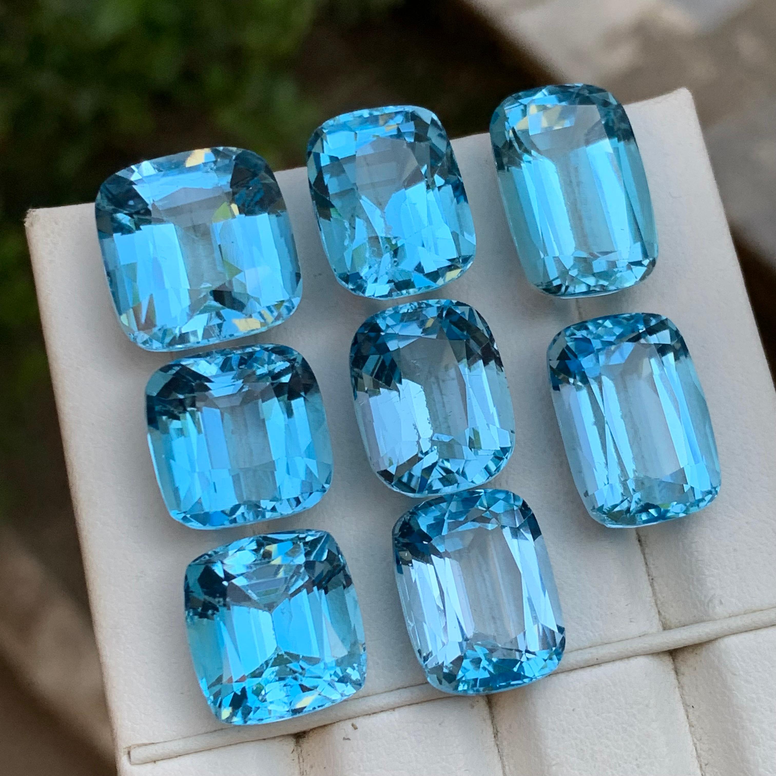 Topazio svizzero blu cielo da 142,36 carati Nature - Lotto da collezione in vendita 3