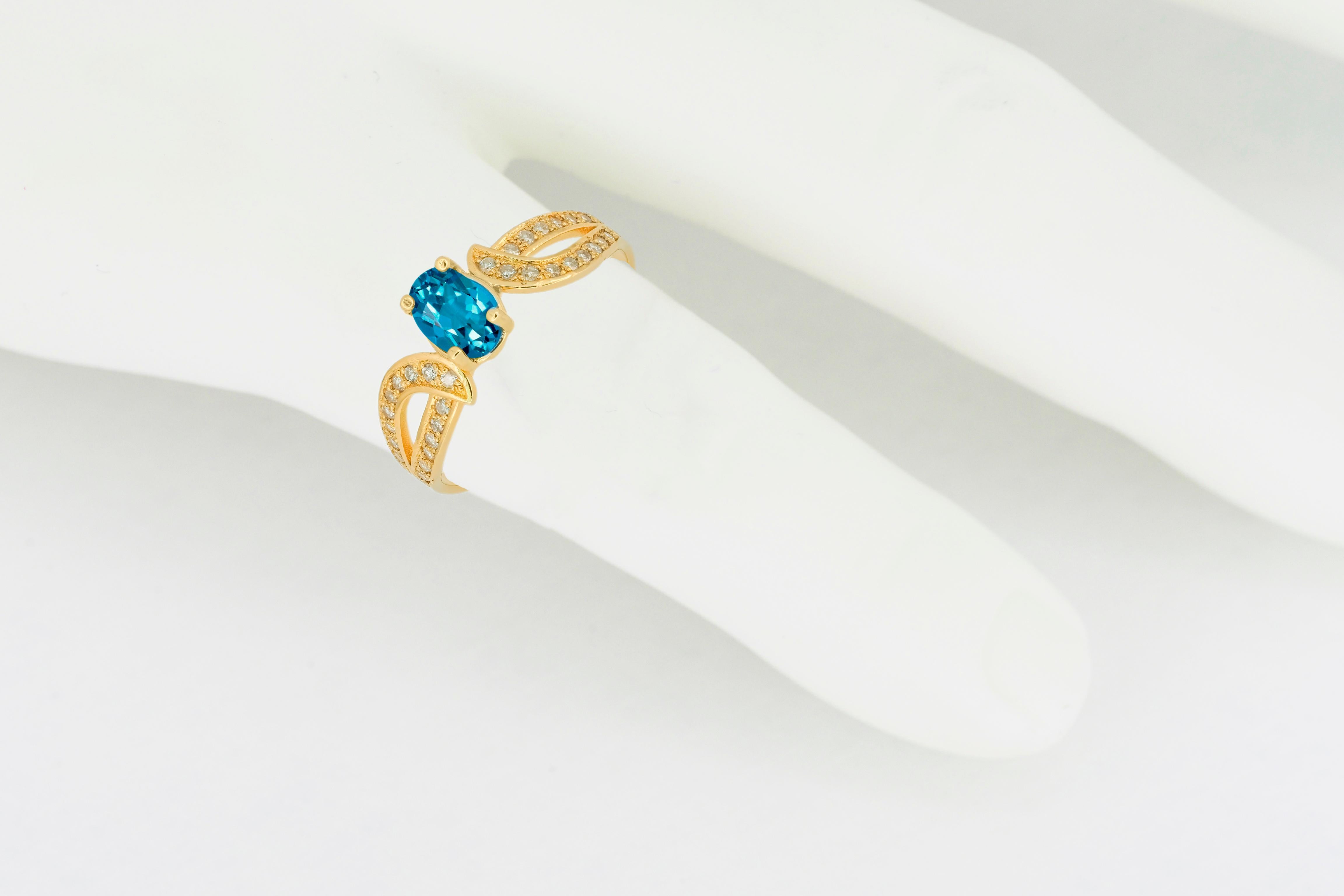 Sky blue topaz 14k gold ring.  For Sale 1