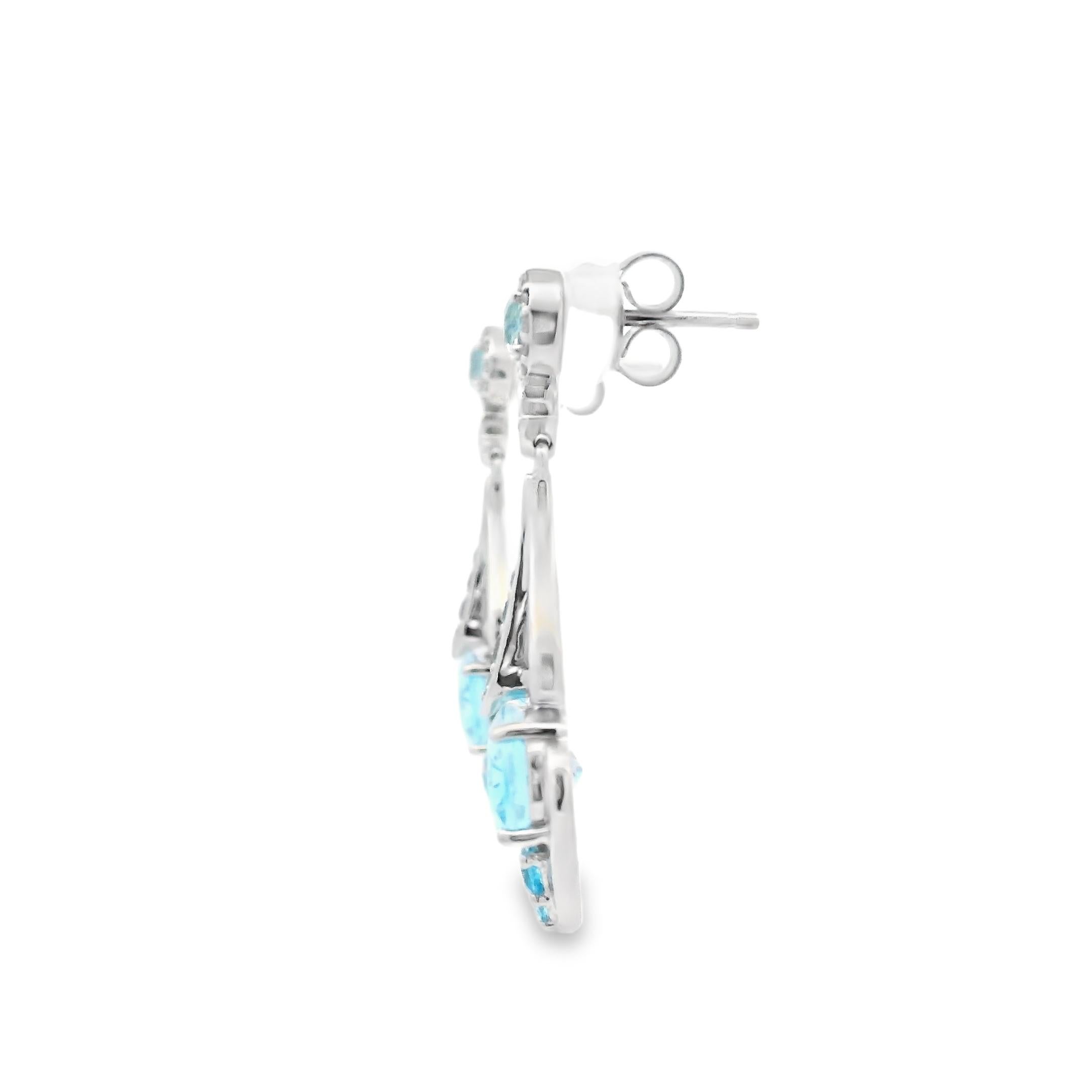 Sky Blue Topaz Heart Drop Earrings 10x8MM Ovals in 14K White Gold en venta 2