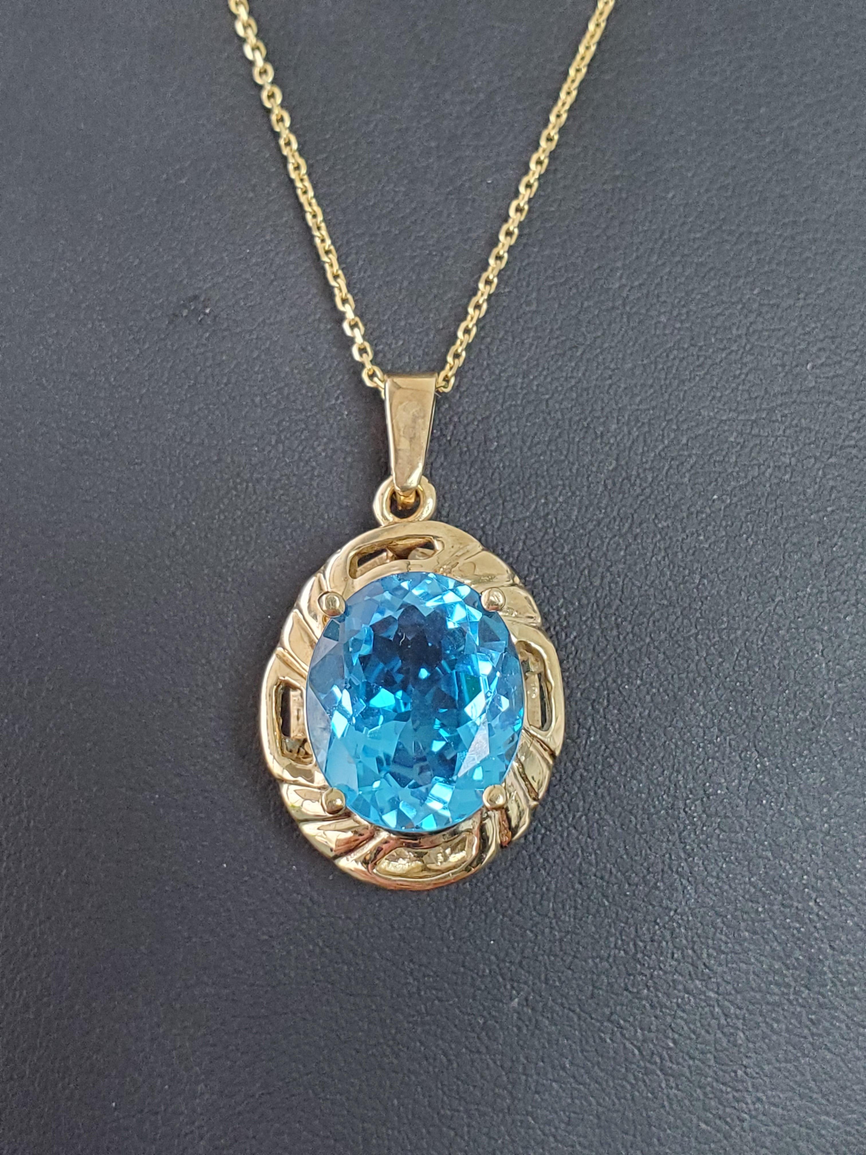Ciondolo di topazio azzurro 8,21cttw in oro giallo 14k In condizioni Nuovo in vendita a Sugar Land, TX