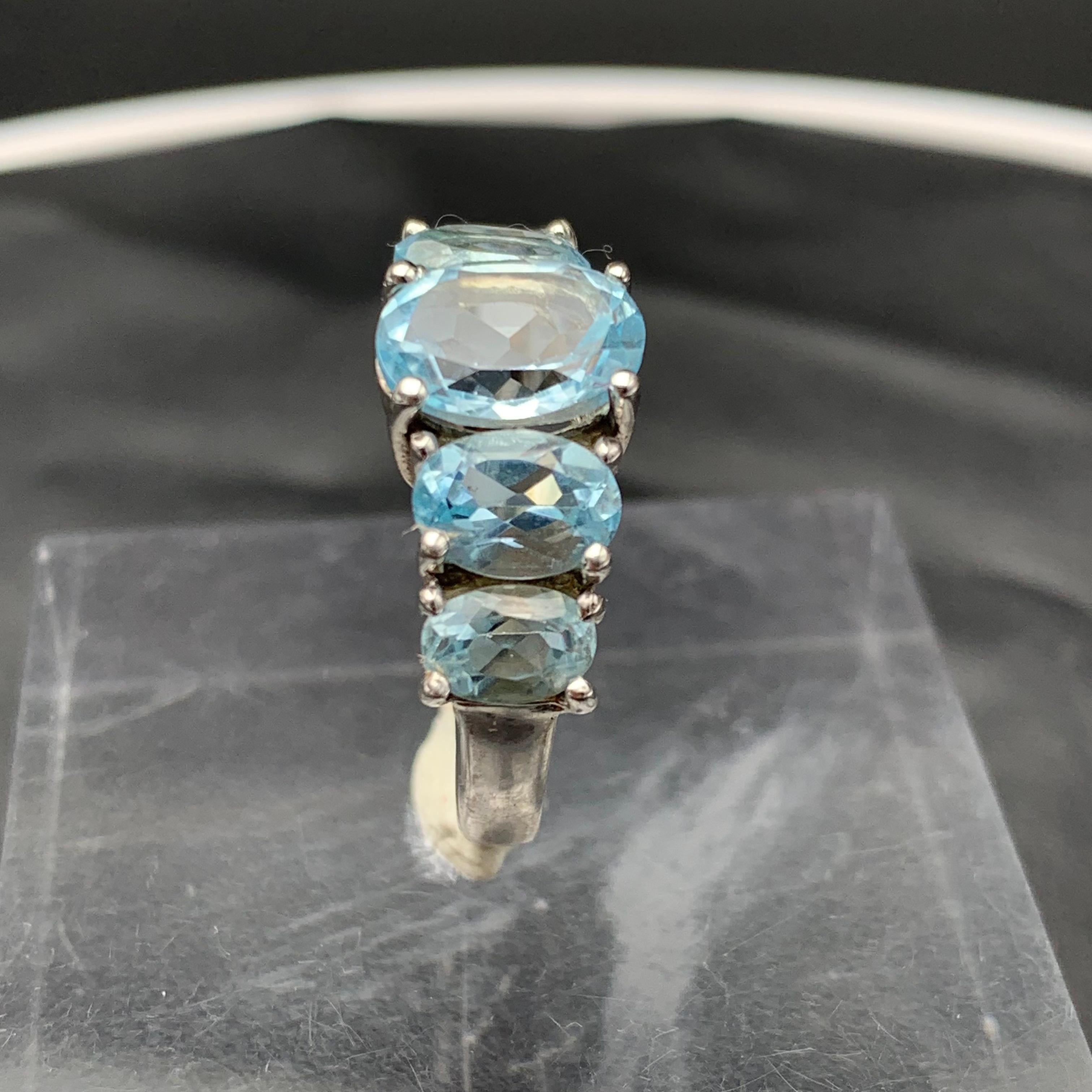 Anello Topazio Blu Sky Gemma Naturale Argento 925 Misura 7 in vendita 4