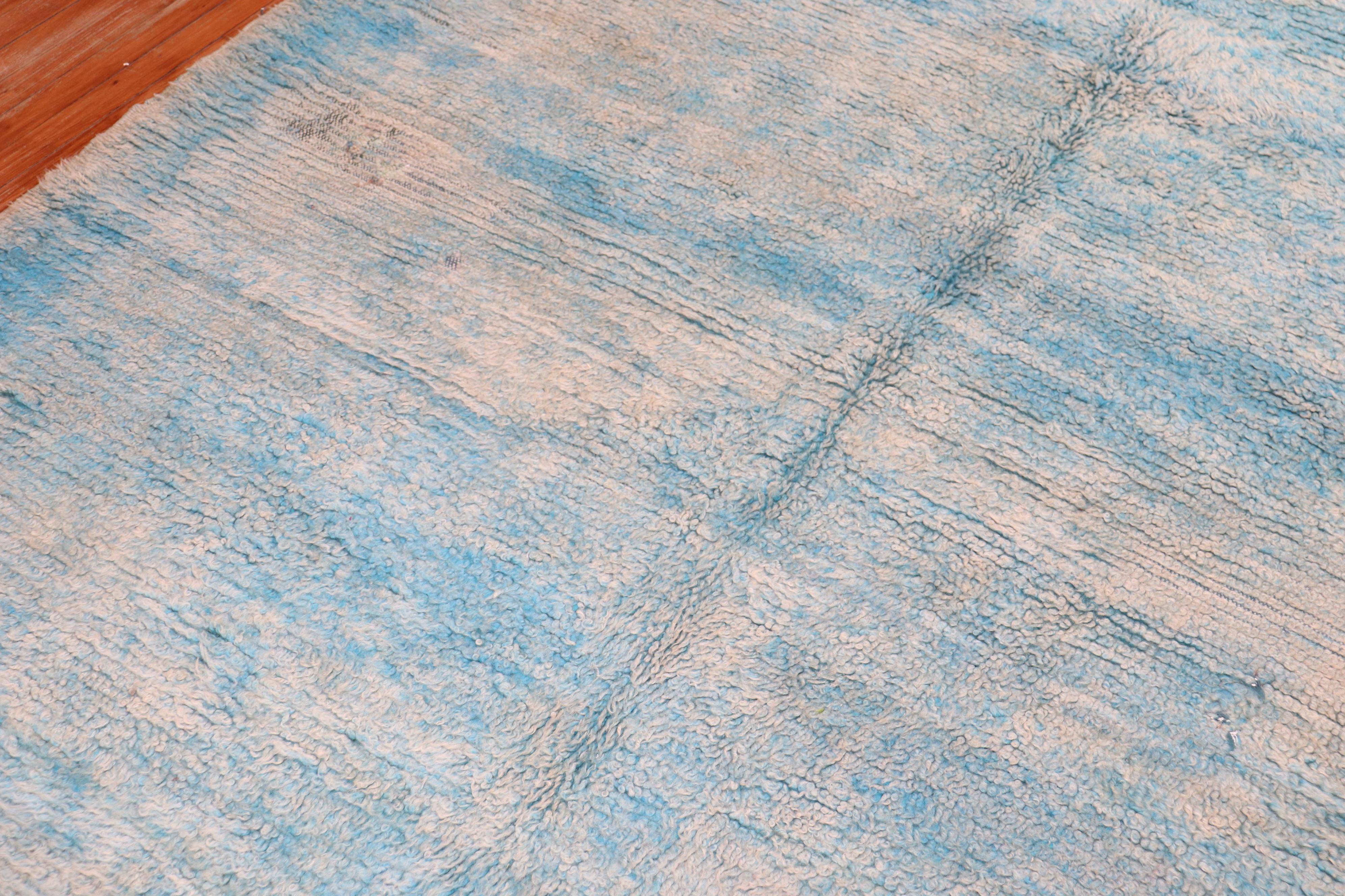 Himmelblau Vintage Marokkanischer Quadratischer Teppich (Wolle) im Angebot