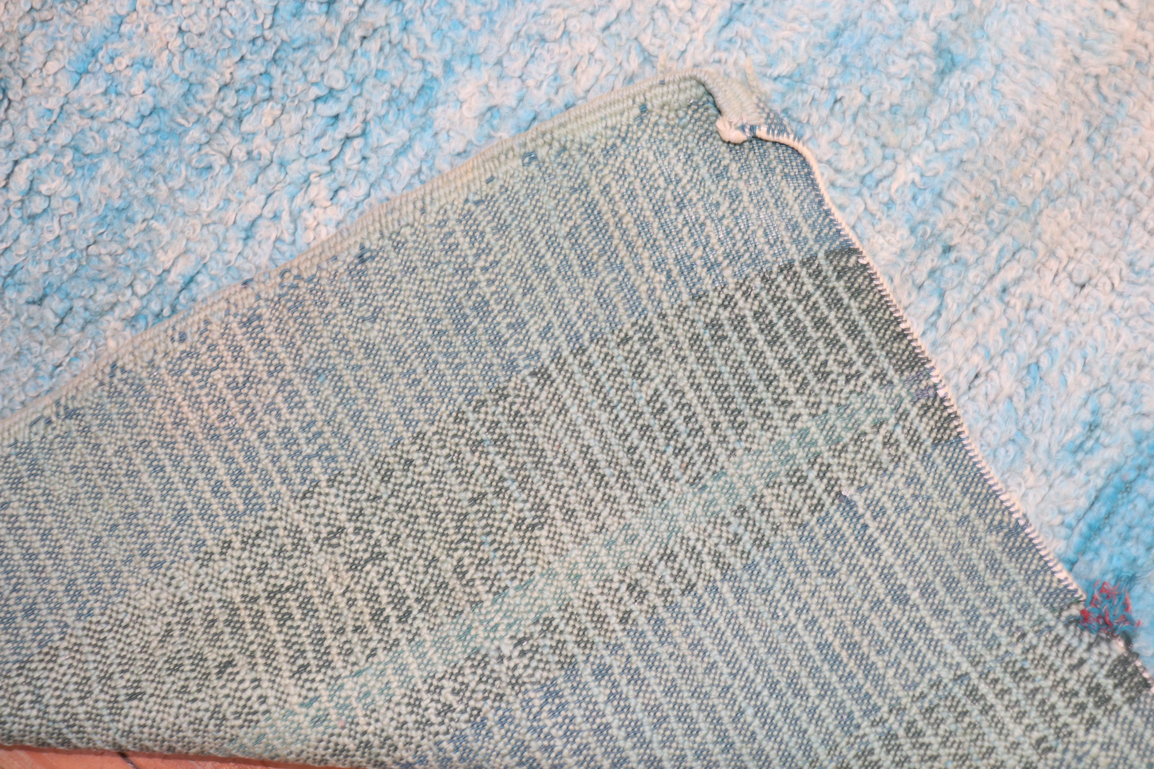 Himmelblau Vintage Marokkanischer Quadratischer Teppich im Angebot 2