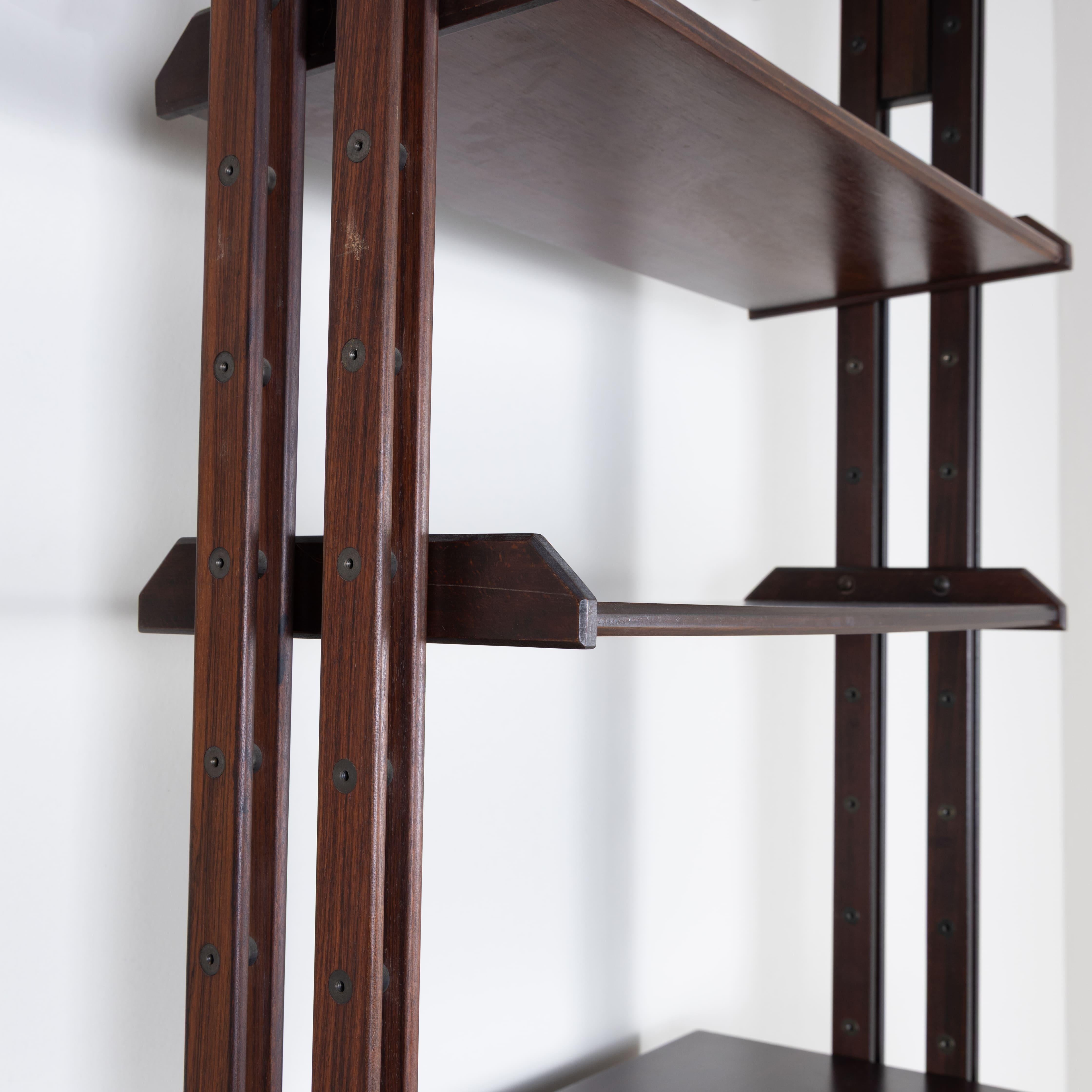 Mid-Century moderno libreria cielo-terra, Manifattura Italiana, circa 1960 in vendita