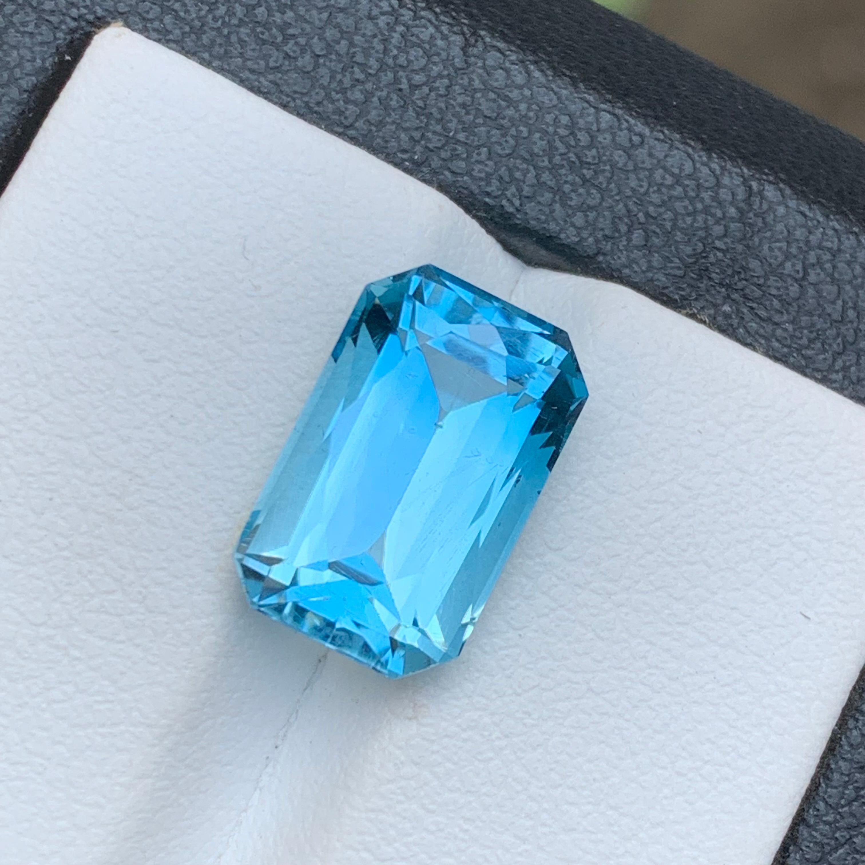 Sky Swiss Blue Natural Topaz Ring, Pendant Gemstone 8.15 Ct Scissors Cut-Jewelry For Sale 6
