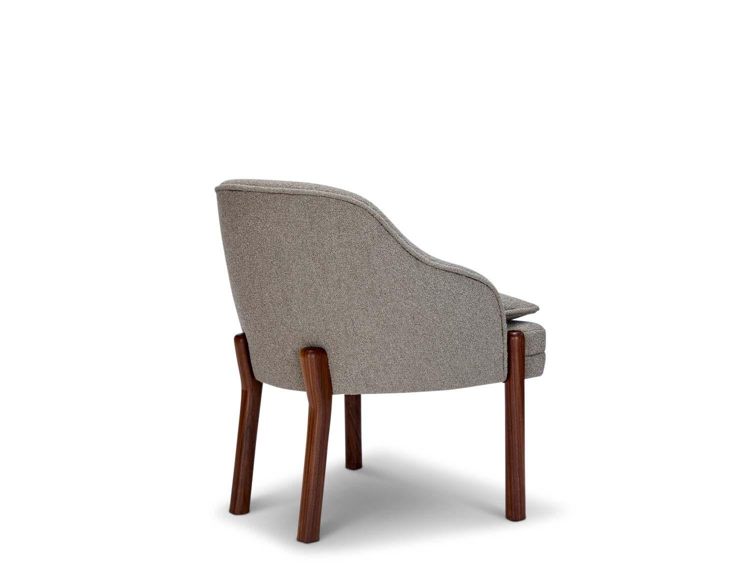 Mid-Century Modern Skye Dining Chair by DISC Interiors x Lawson-Fenning For Sale