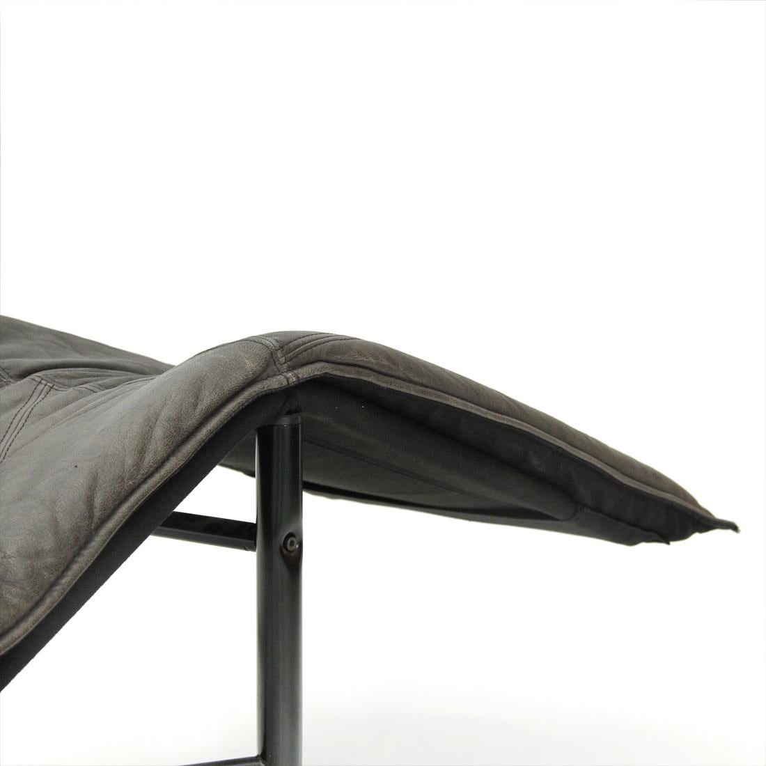 Skye Leather Chaise Longue by Tord Björklund for Ikea In Good Condition In Savona, IT