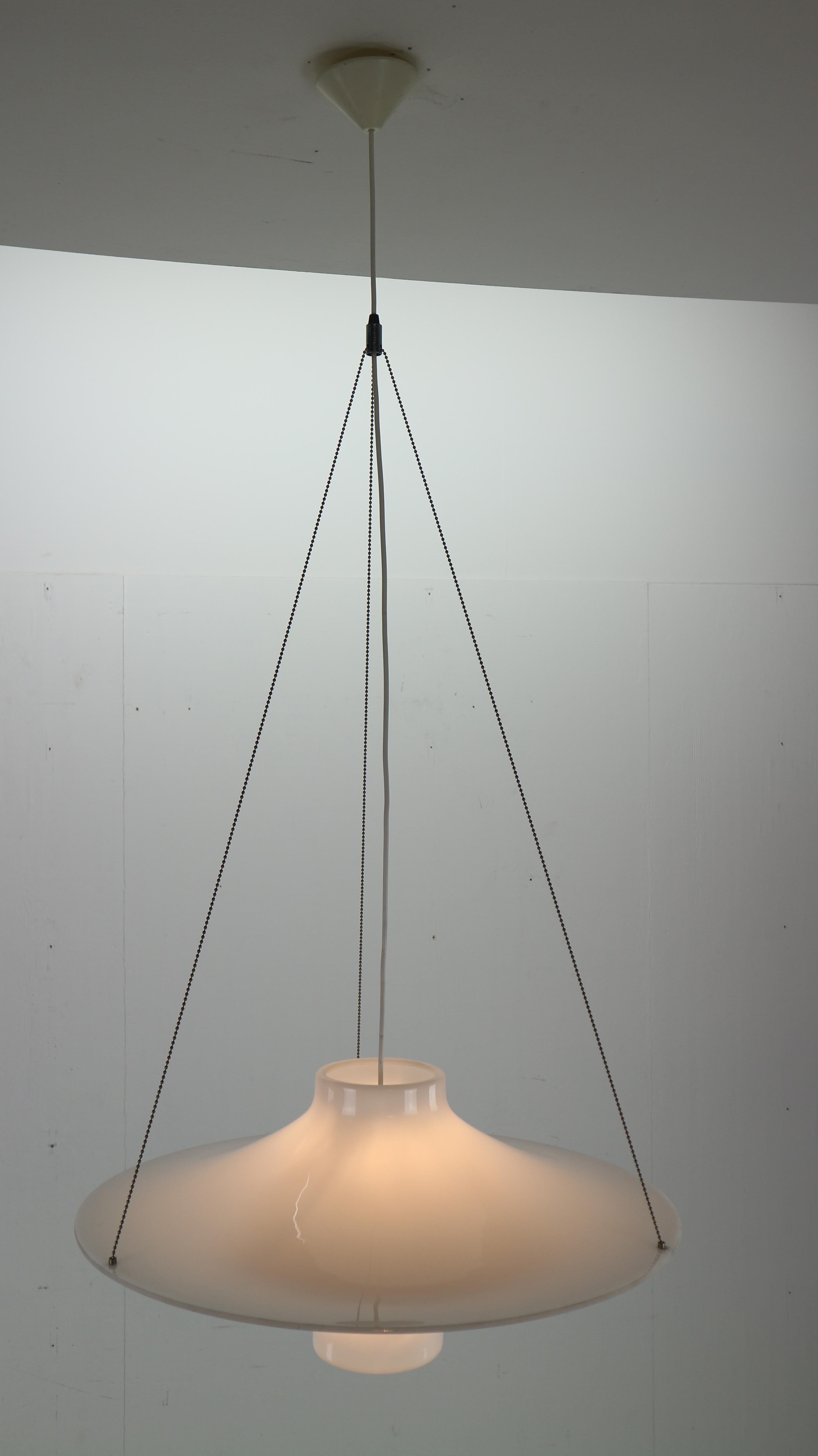 Skyflyer, Lokki Hanging Lamp by Yki Nummi for Sanka, 1960s In Good Condition In The Hague, NL