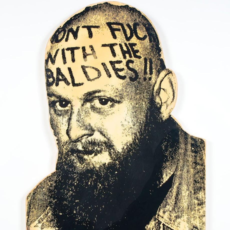 « Don't Fuck with the Baldies » (N' Fuck with the Baldies) - Contemporain Sculpture par Skylar Fein