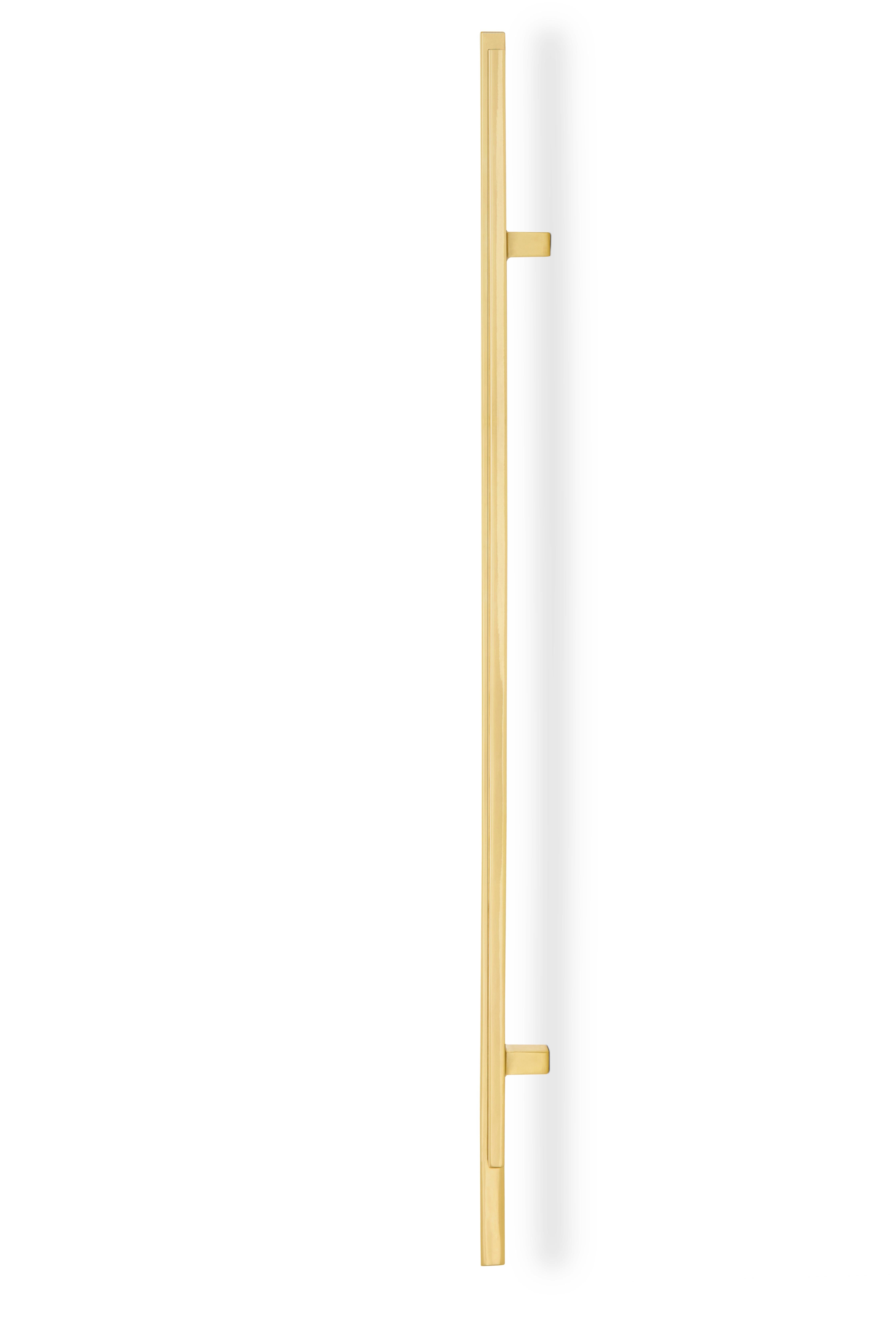 For any major metropolis, beauty is a precious backdrop even to appreciate things from afar. Skylines are the city’s profile, an iconic symbol, and just like our Door Pull, create a silhouette when set in context. Mix and Match your designs with the