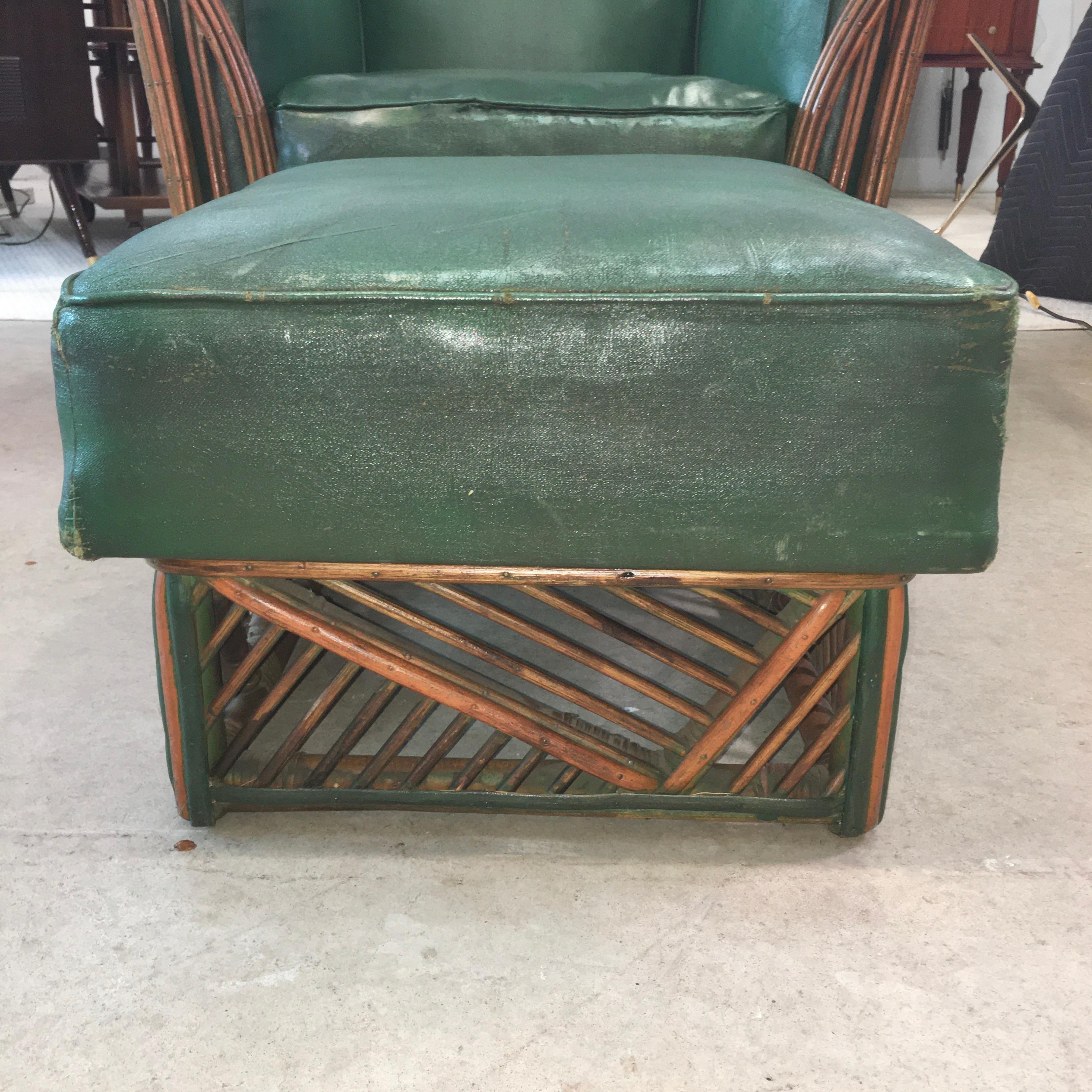 Huilé Fauteuil de salon et pouf en roseau « Skyscraper » Art Déco en vente
