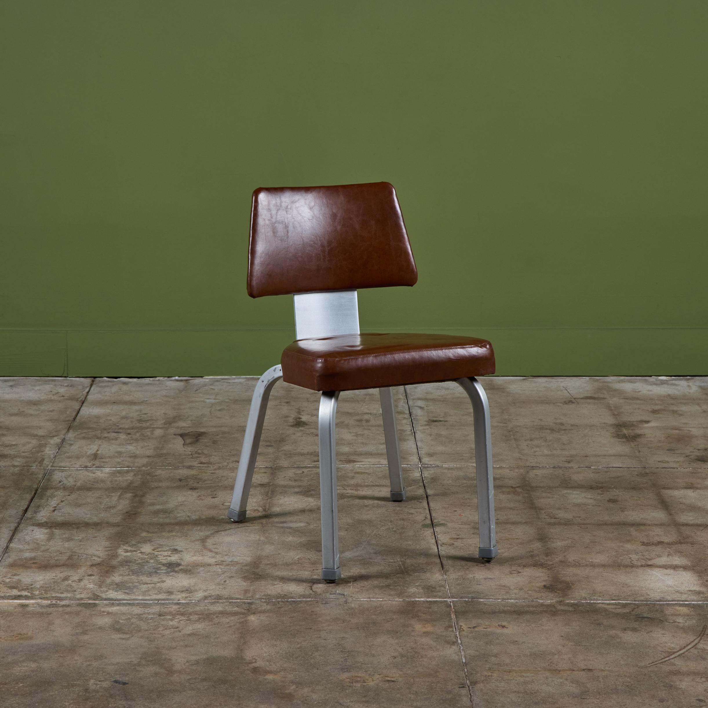 Skyscraper Chair de Gasser Chair Company Bon état - En vente à Los Angeles, CA