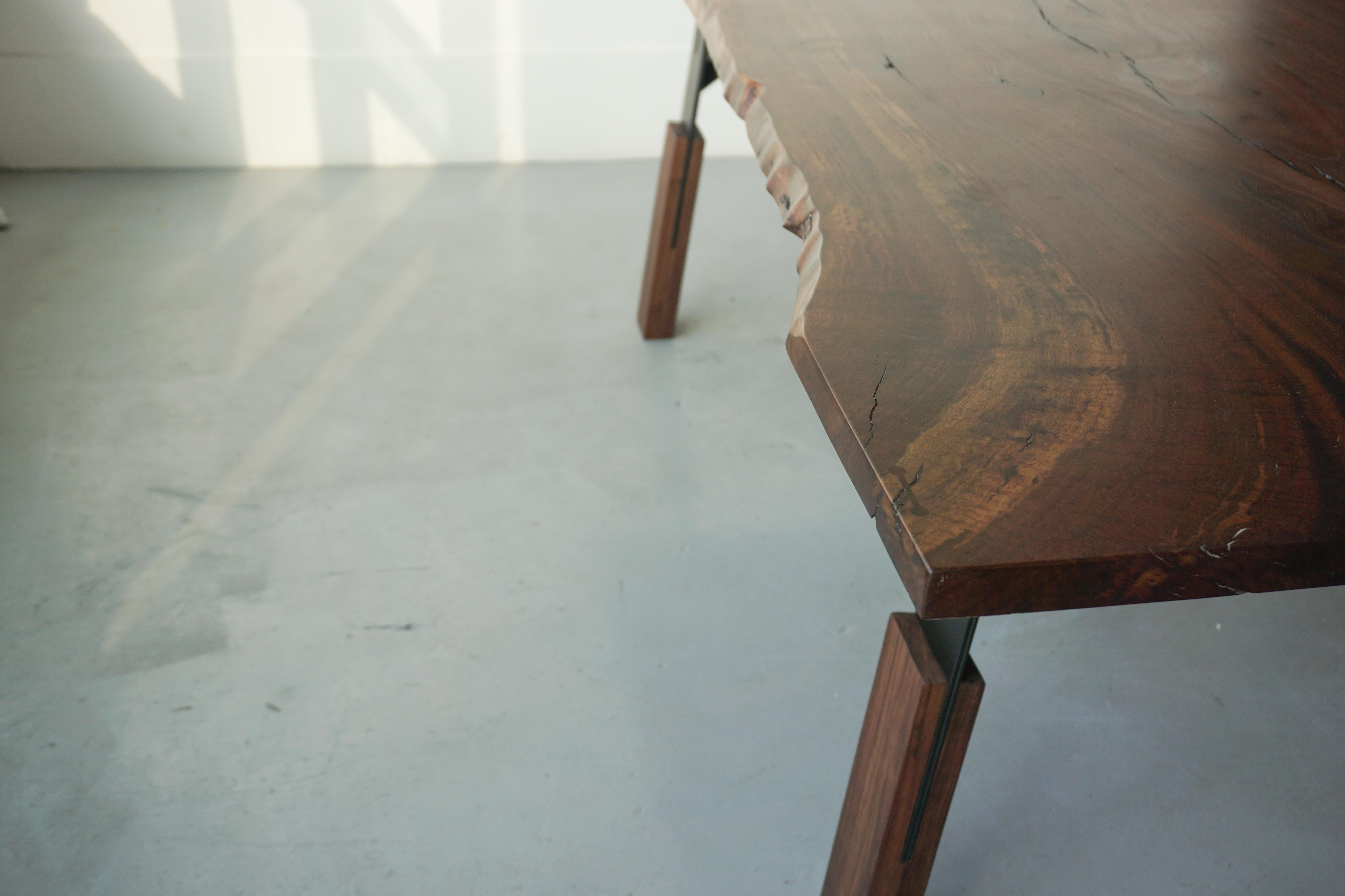 Modern Slab Nº2 Claro Walnut Slab Table with Contemporary Steel Base For Sale