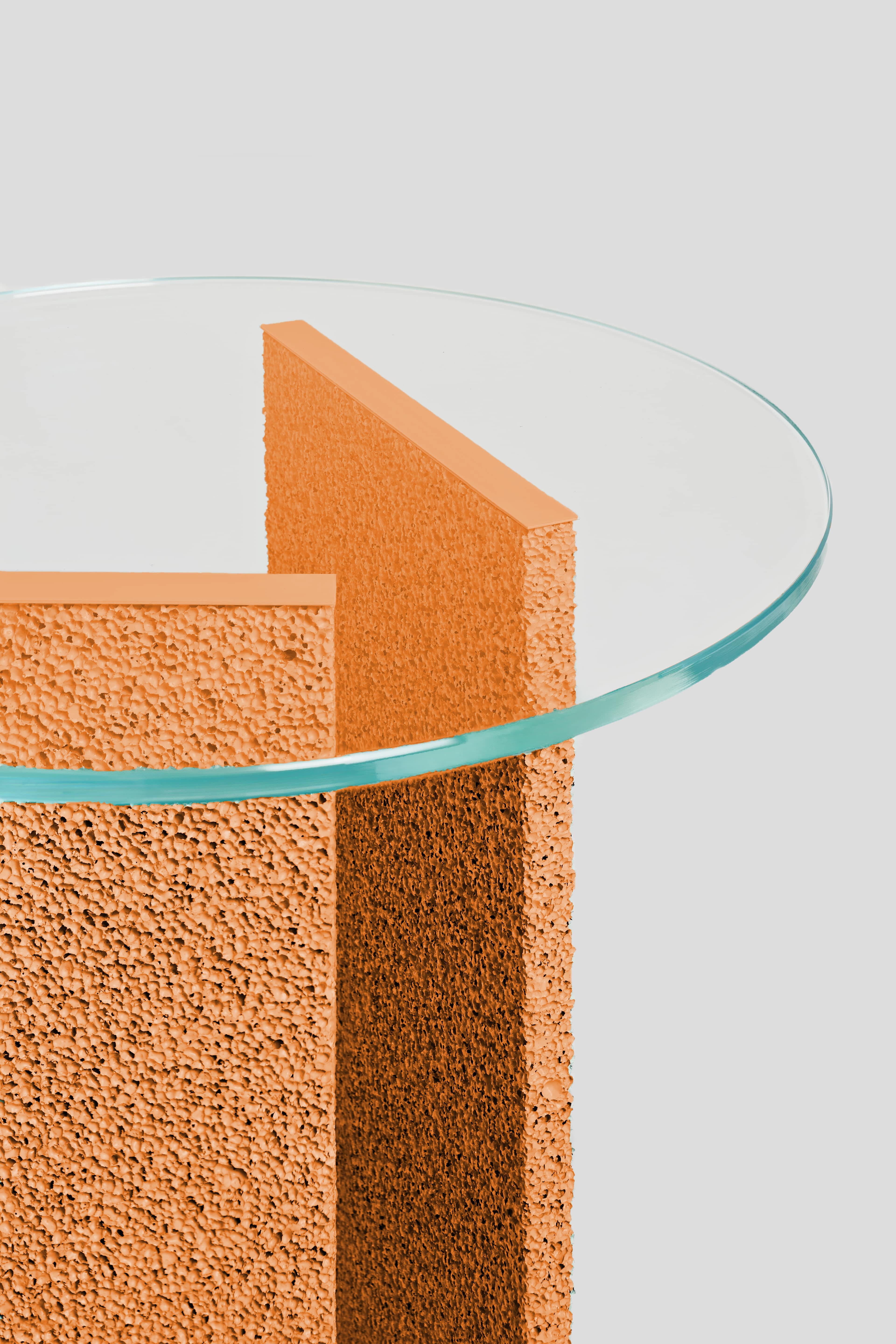 Jordan Keaney Studio s'attache à apporter de la COULEUR et de la TEXTURE à votre espace. Cette table d'appoint a été fabriquée à la main par Jordan Keaney à l'aide d'une combinaison de techniques numériques et de sculpture modernes, associées à des