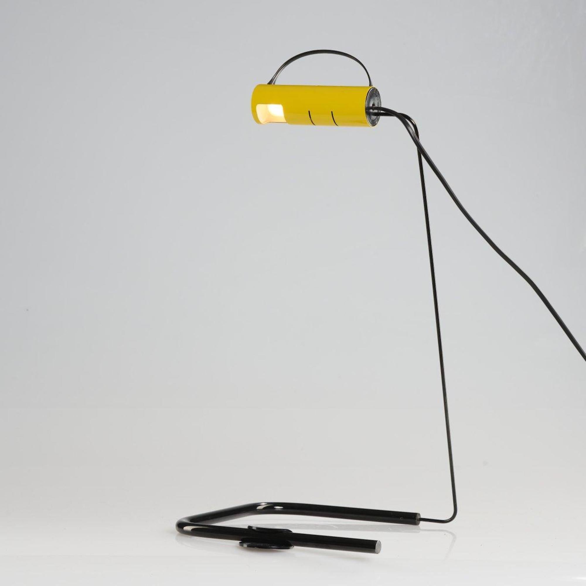 Late 20th Century Slalom Table Lamp by Vico Magistretti for Oluce, 1981 For Sale