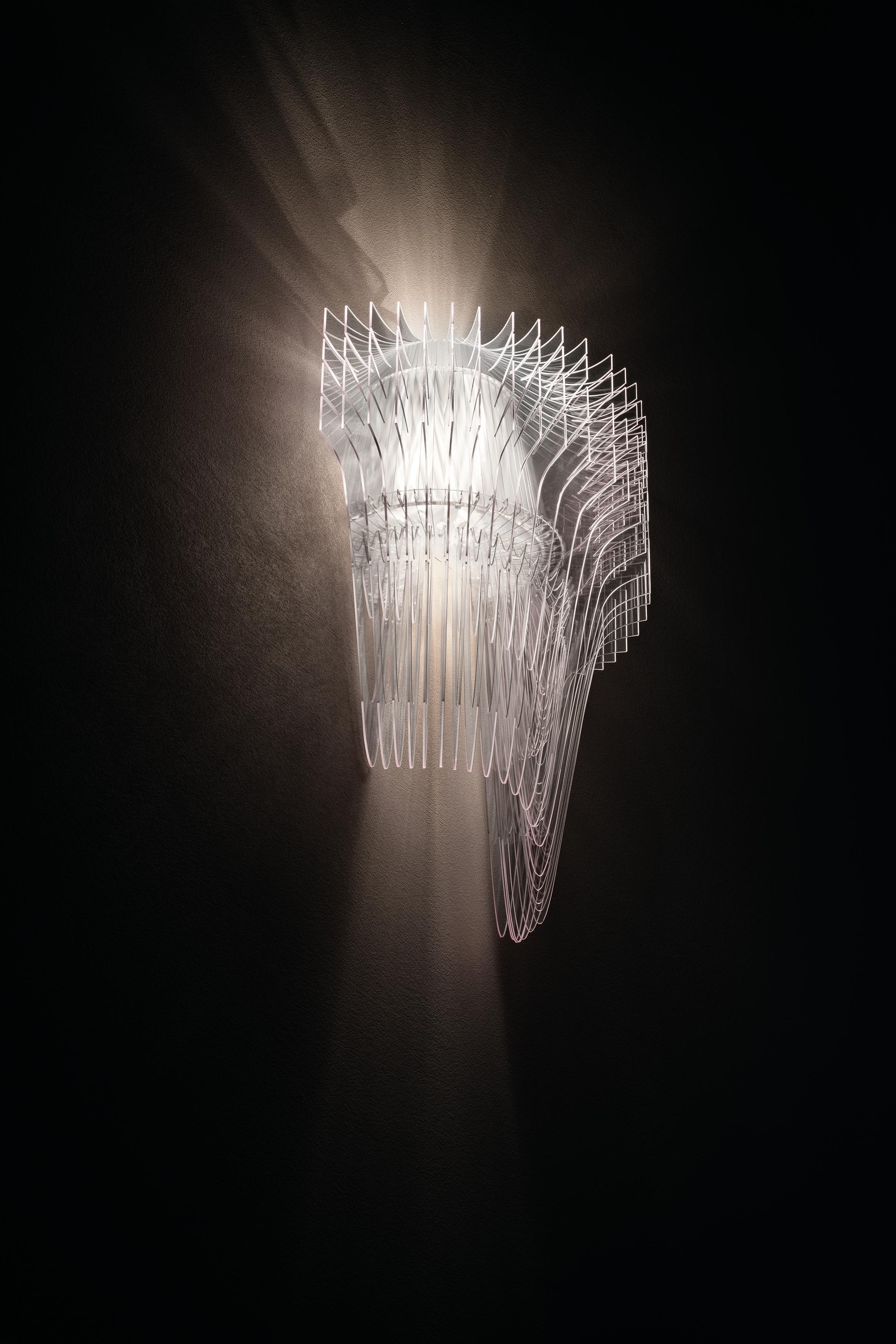 Zaha Hadid’s luminous architecture is visionary, fluid and dynamic, infusing the revolutionary and iconic semantics of the celebrated architect into domestic and public interiors; the result is the harmonization of beings and their surrounding