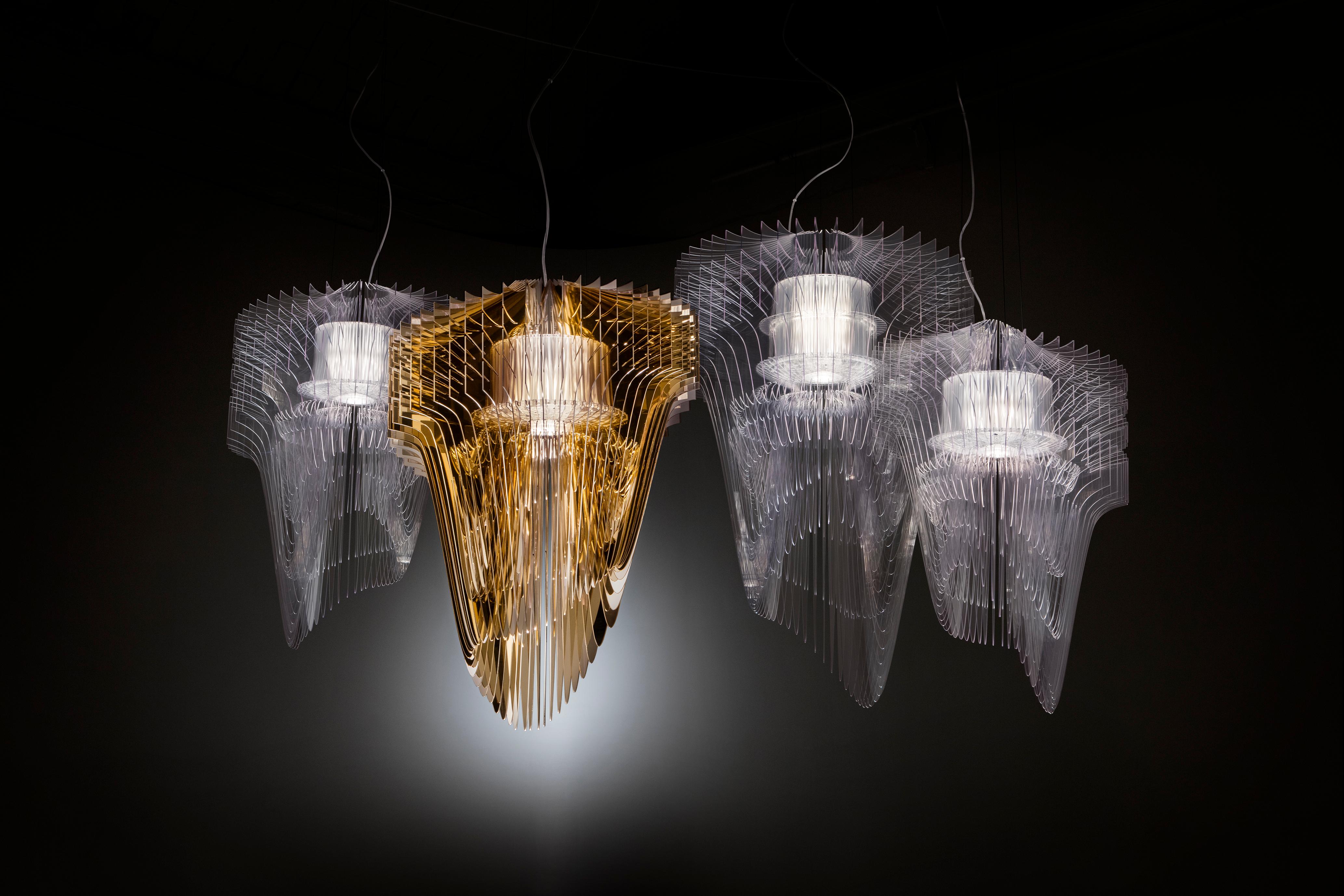 SLAMP Aria Extra Large Pendant Light in oro di Zaha Hadid in vendita 1