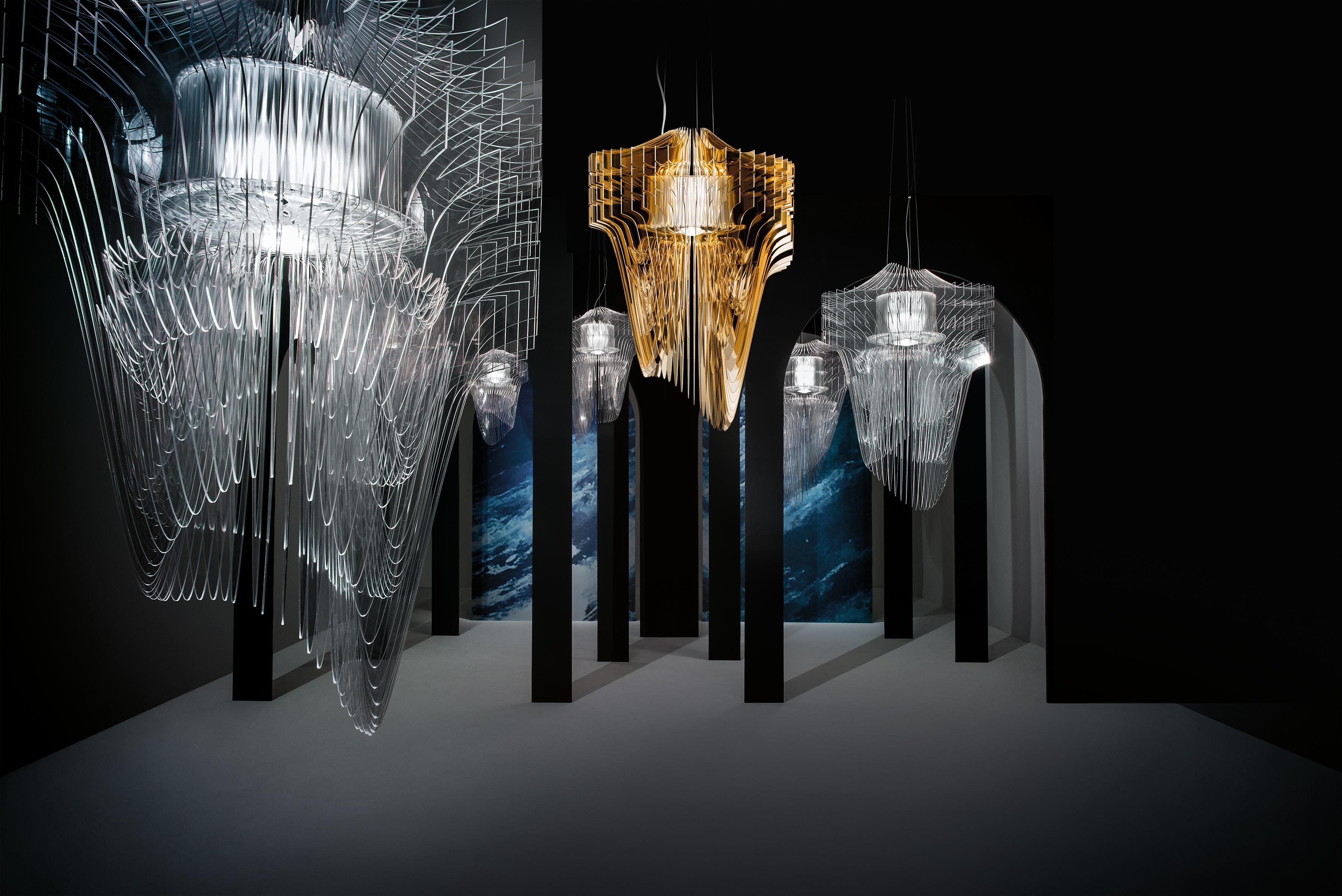 Fatto a mano Slamp Aria Small Pendant in oro di Zaha Hadid in vendita