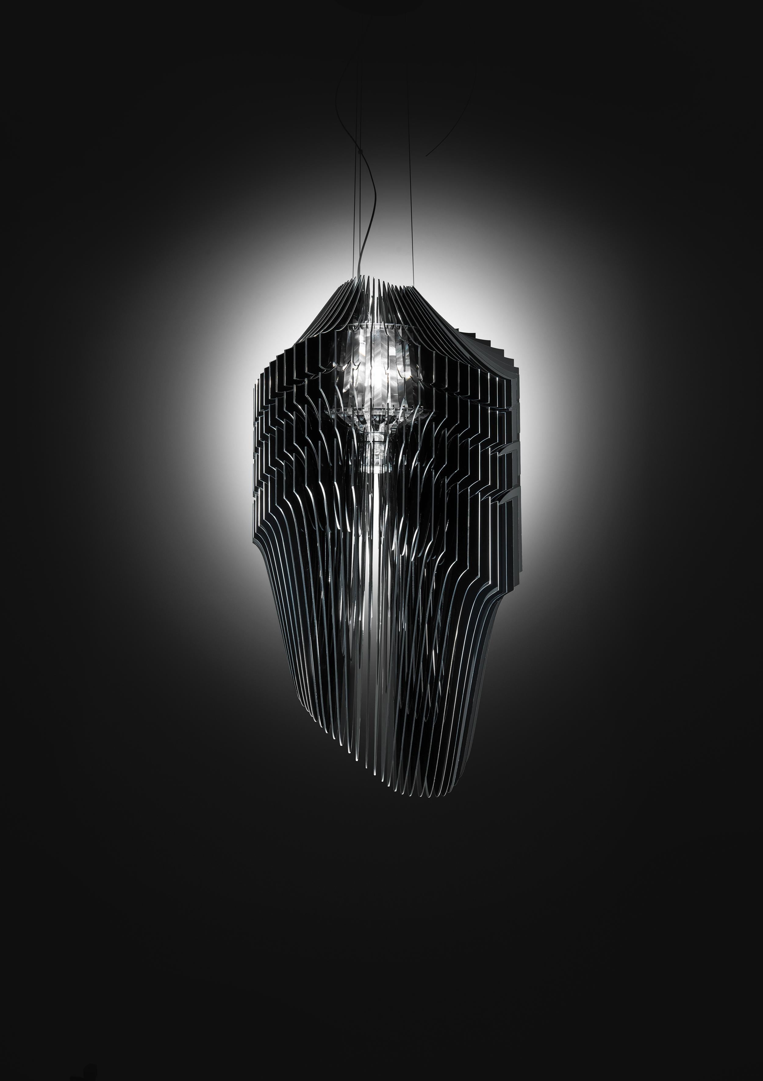 Modern Slamp Avia Extra Large Pendant Light in Black by Zaha Hadid For Sale