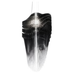 Slamp Avia Extra große Pendelleuchte in Schwarz mit schwarzem Fade von Zaha Hadid