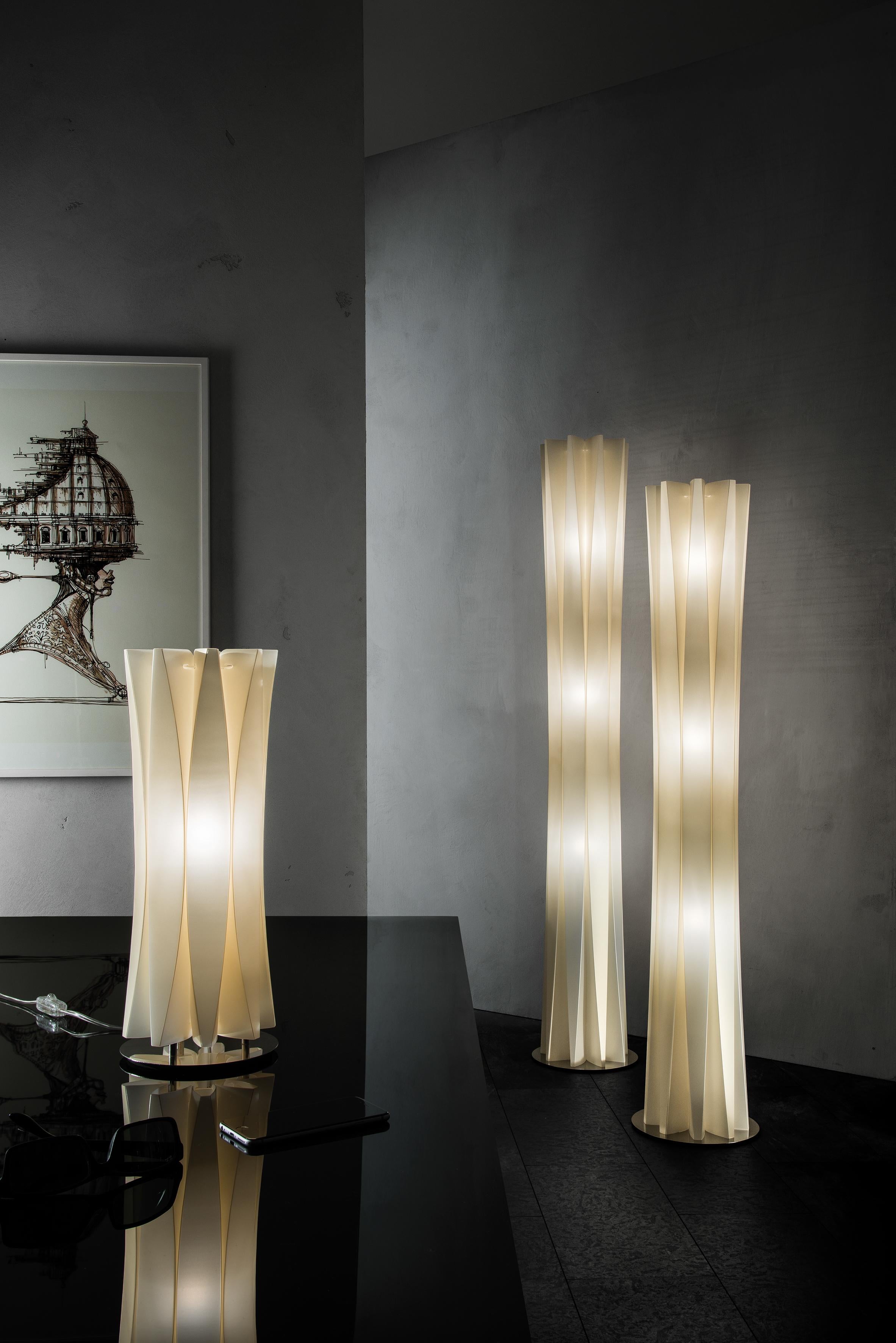 Slim and refined, Bach is statuary, with elegant yet rigorous curves, bringing fluid, linear movement and illumination to any interior. Bach is available in various heights and sizes, that when grouped together, create welcoming nooks filled with