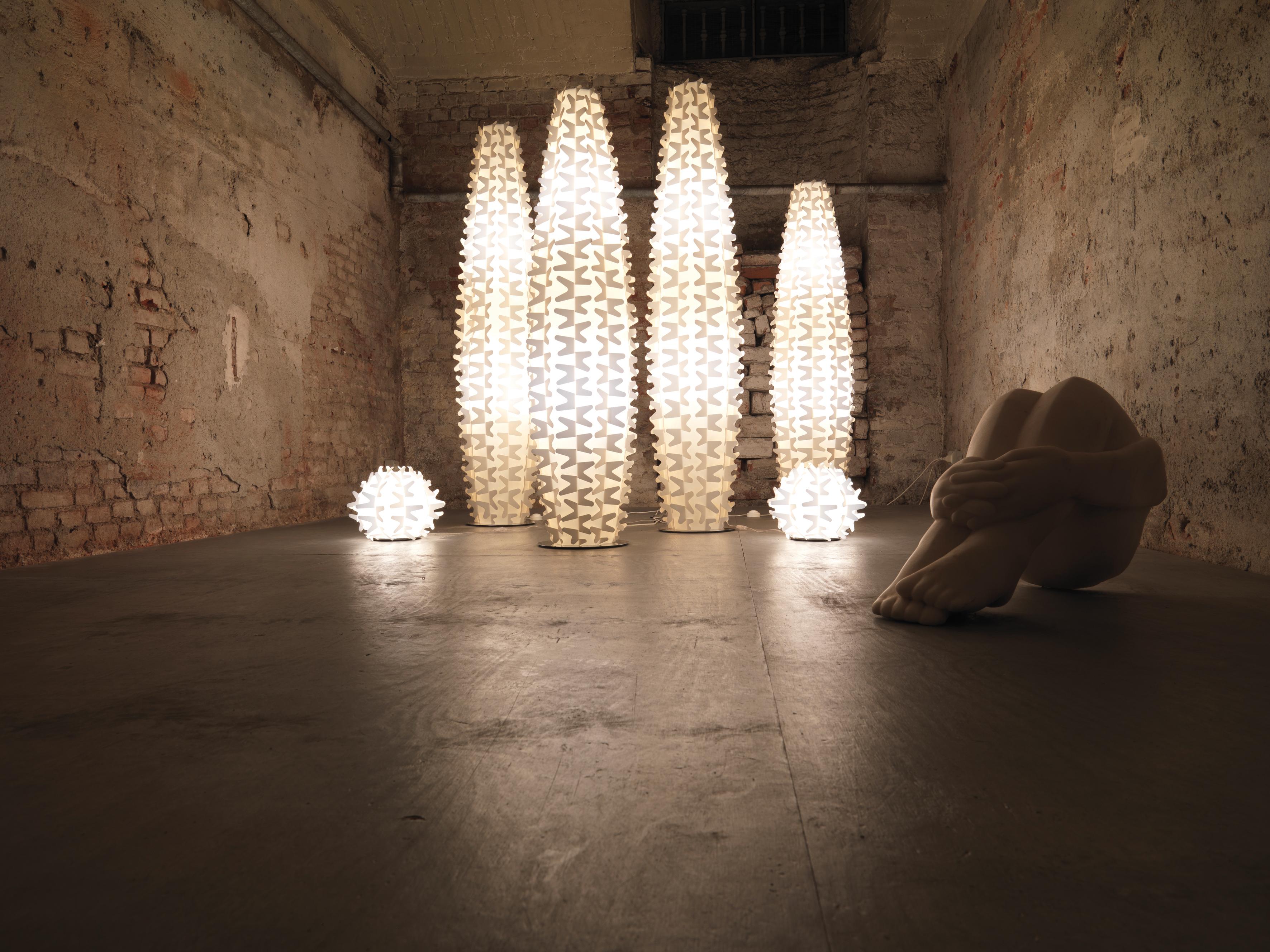 Moderno SLAMP - Cactus Floor Extra Large GOLD designed by Adriano Rachele in vendita