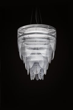 SLAMP Ceremony, große Pendelleuchte im Prisma von Bruno Rainaldi, SLAMP
