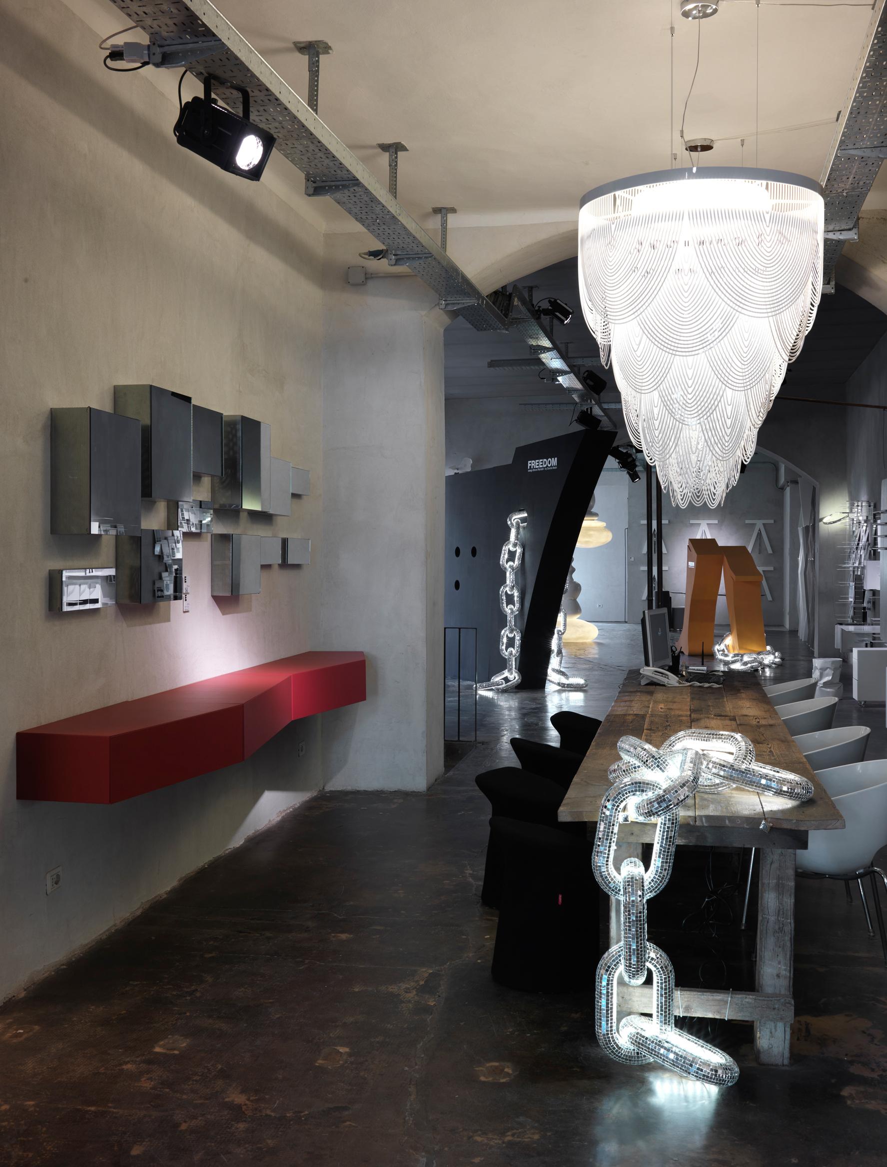 Moderne Petite lampe à suspension SLAMP Ceremony en fumé de Bruno Rainaldi en vente