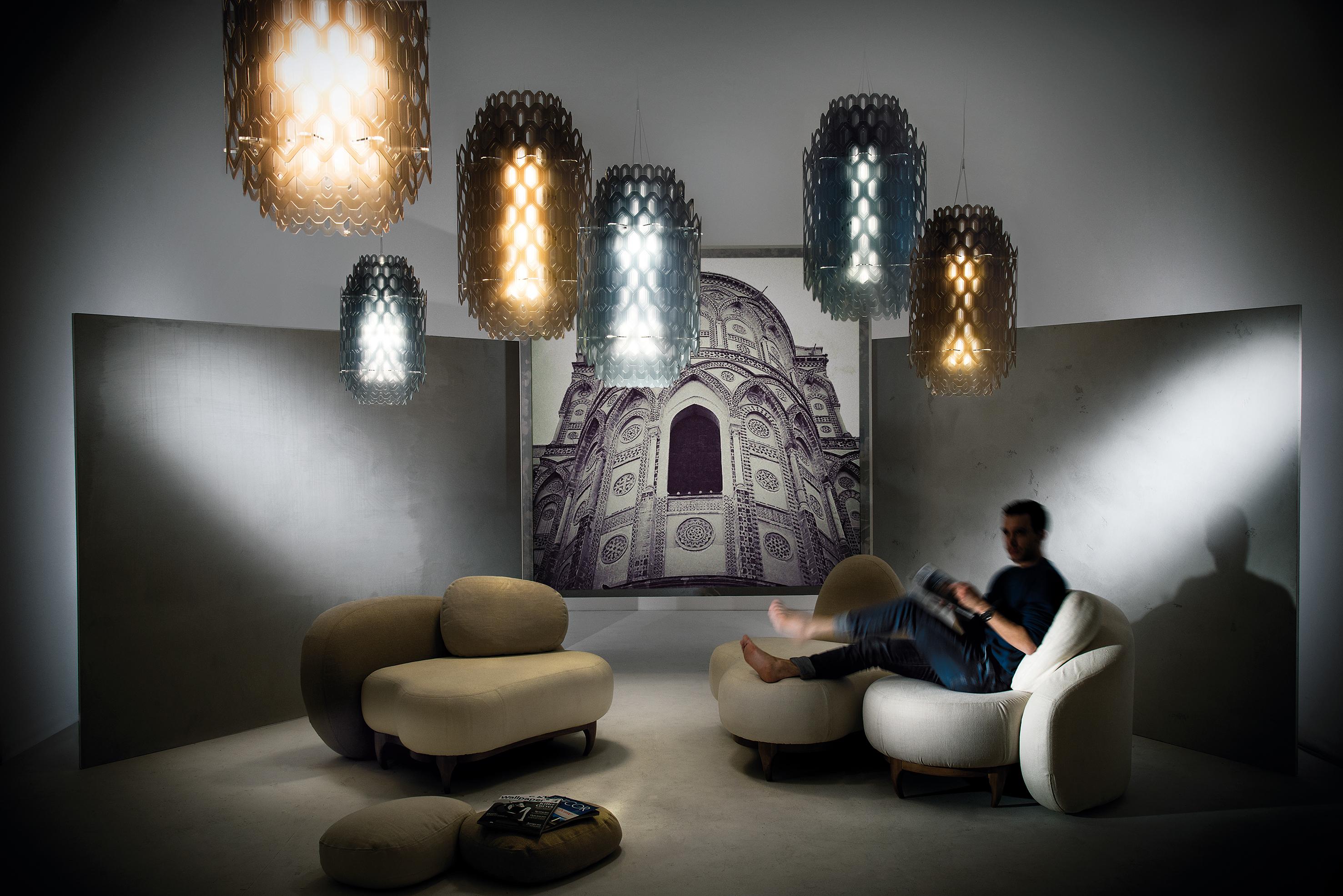 Hand-Crafted SLAMP Chantal Medium Pendant Light in Orange by Doriana & Massimiliano Fuksas For Sale