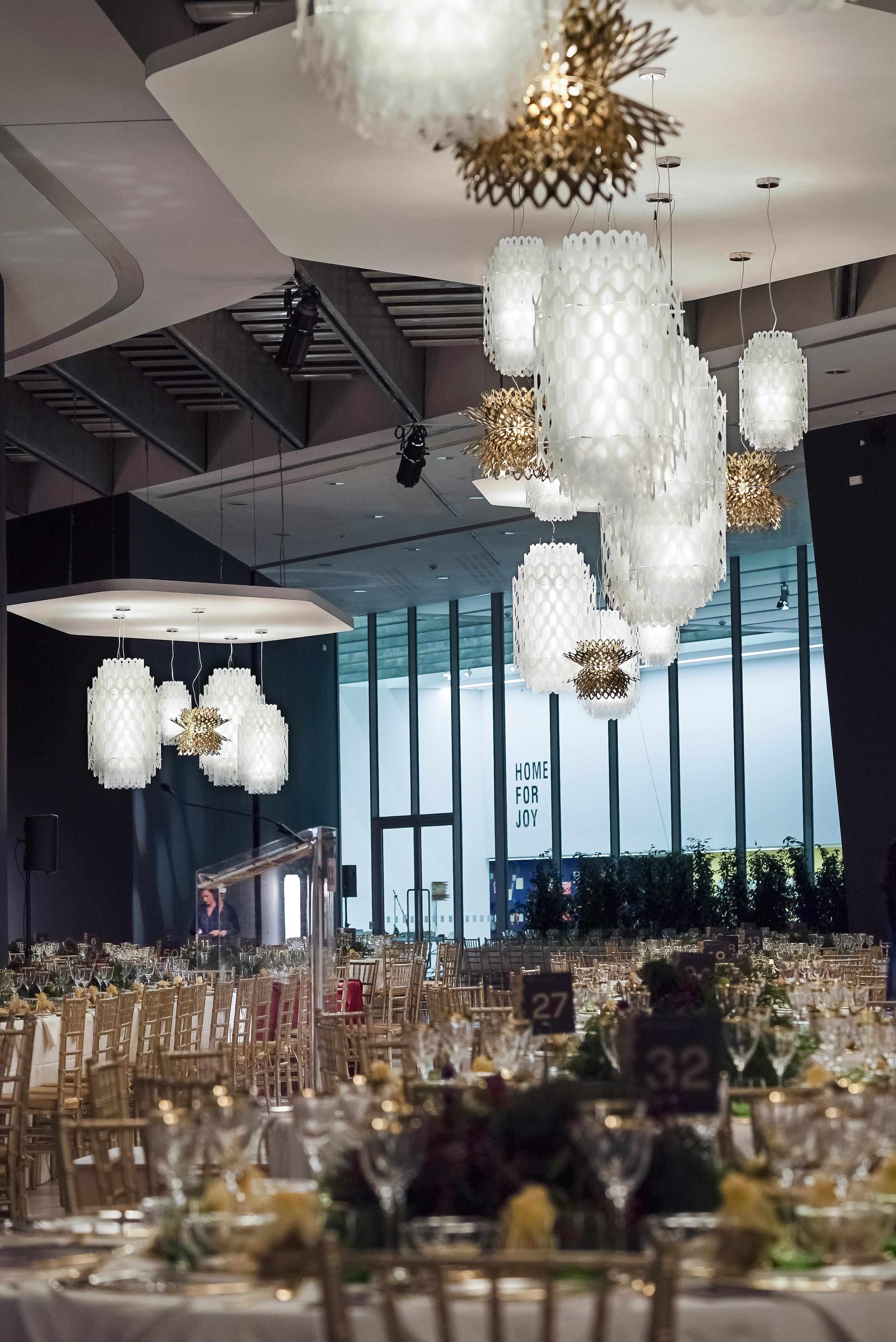 Moderne Petite suspension Chantal blanche SLAMP de Doriana & Massimiliano Fuksas en vente