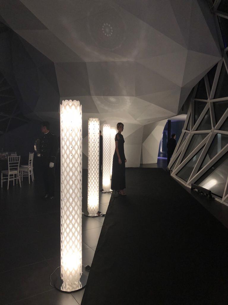 Hand-Crafted SLAMP Charlotte Floor Light in White By Doriana & Massimiliano Fuksas For Sale