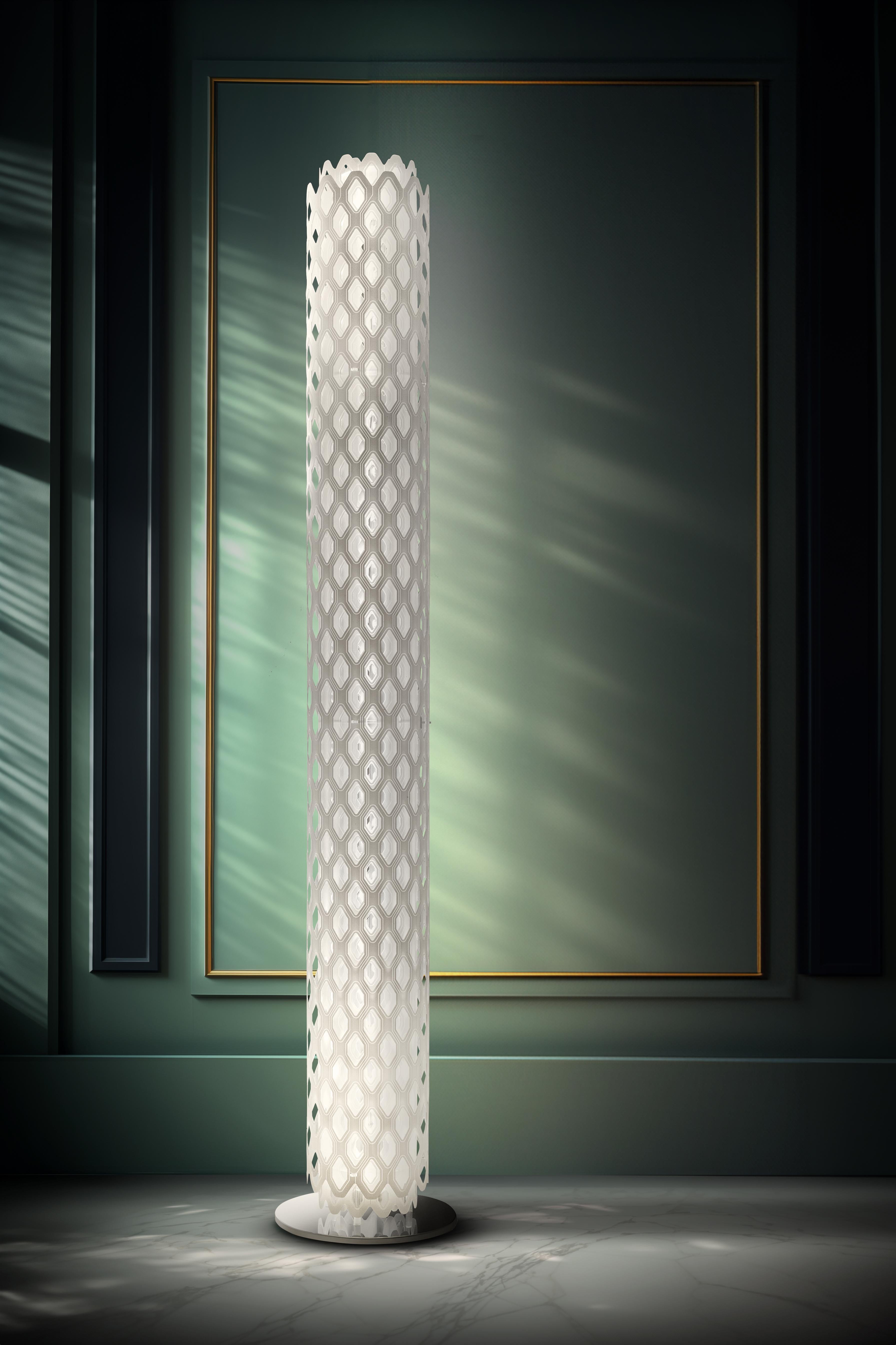 SLAMP Charlotte Floor Light in White By Doriana & Massimiliano Fuksas In New Condition For Sale In Pomezia, Rome