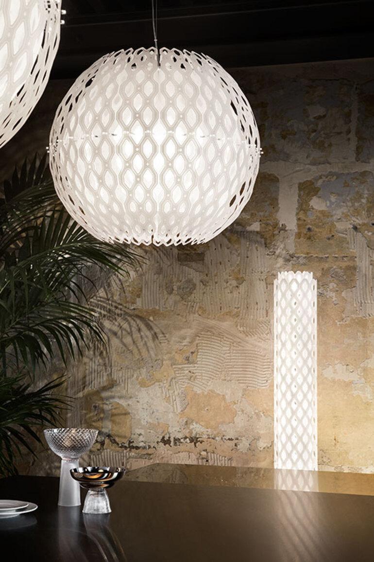 Contemporary SLAMP Charlotte Floor Light in White By Doriana & Massimiliano Fuksas For Sale